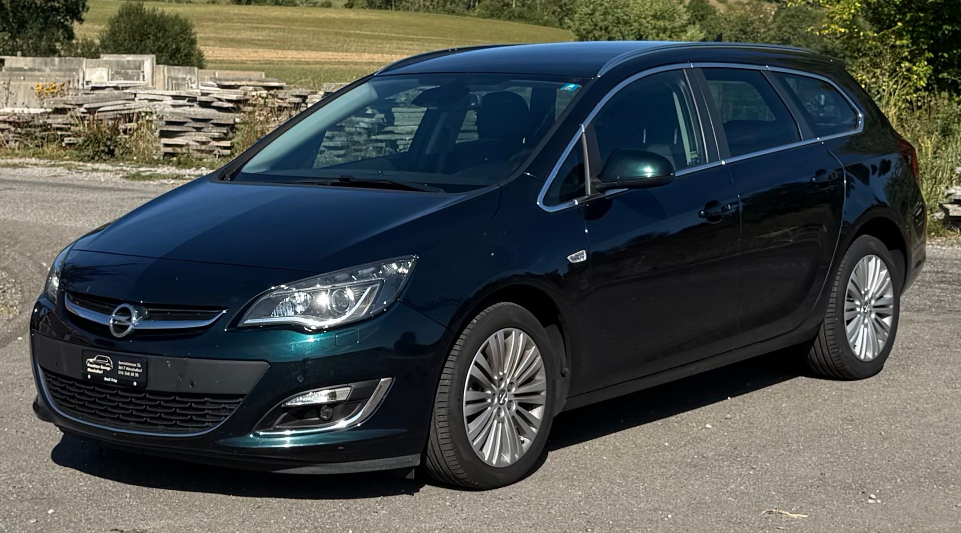OPEL Astra SportsTourer 1.4i 16V Turbo Cosmo Automatic-image-0