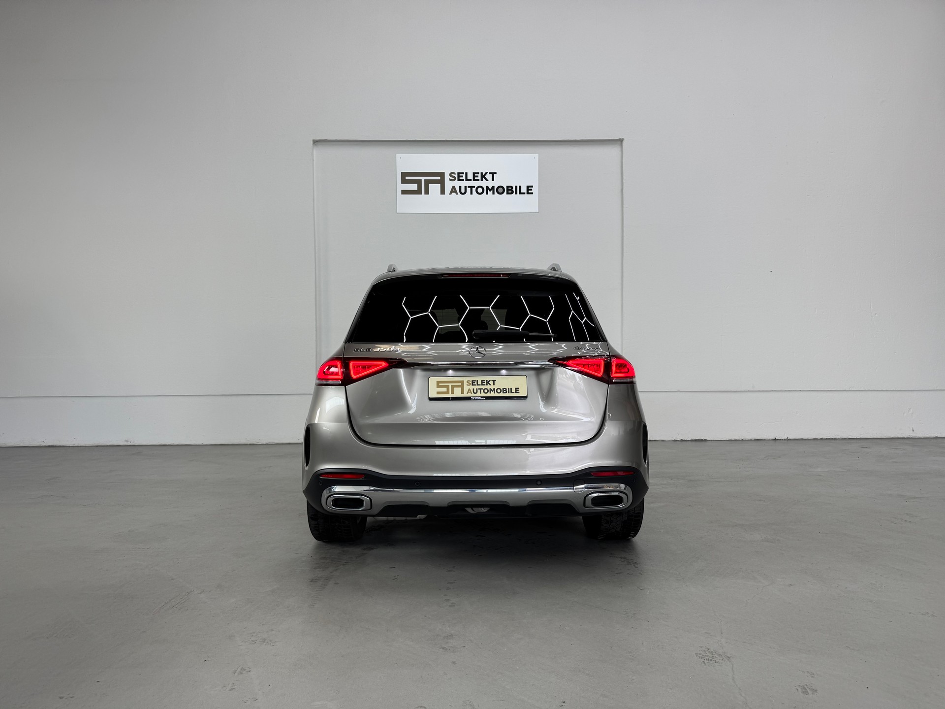 MERCEDES-BENZ GLE 350 d 4Matic AMG Line 9G-Tronic-image-4
