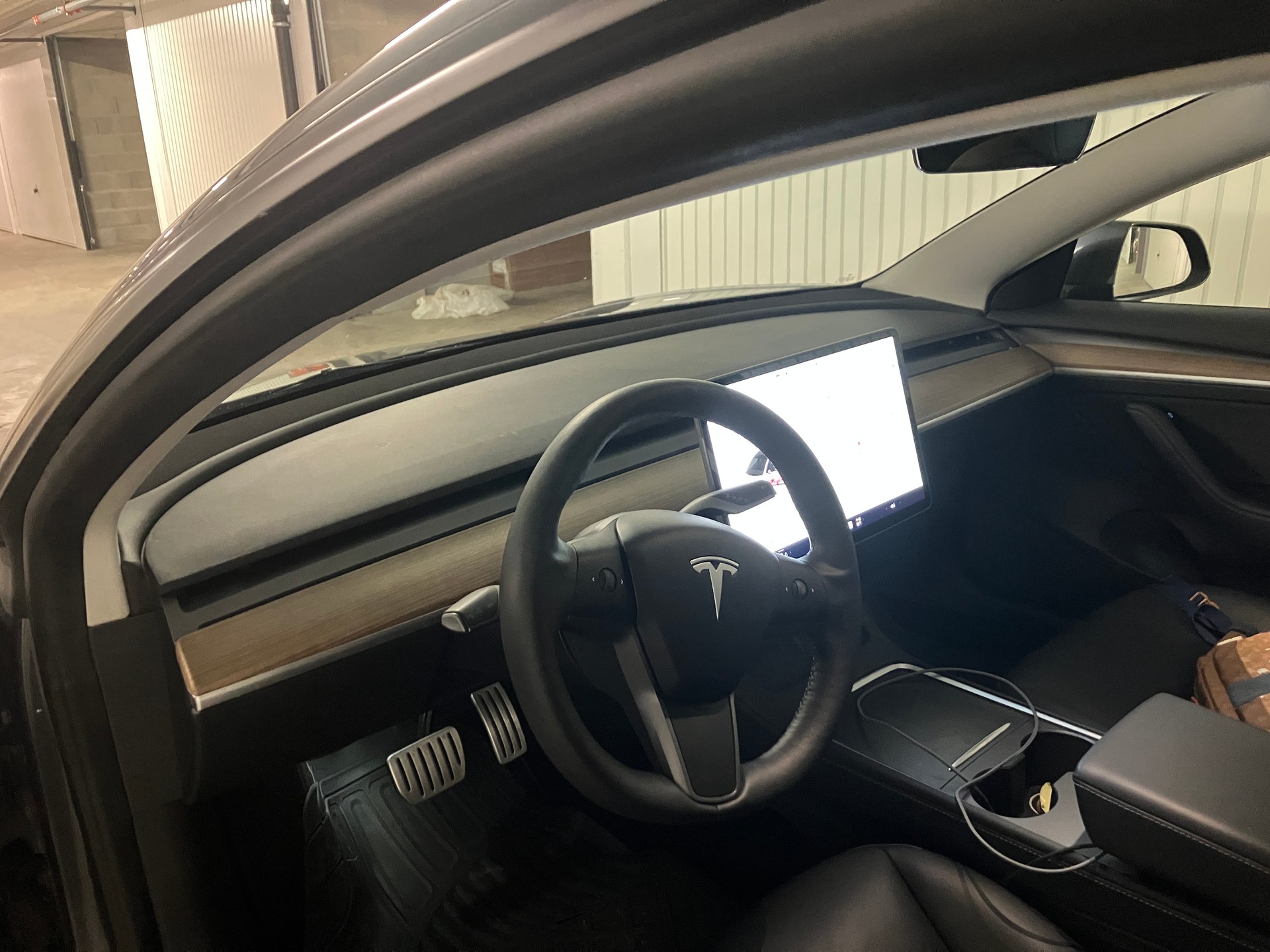 TESLA Performance Dual Motor AWD-image-4