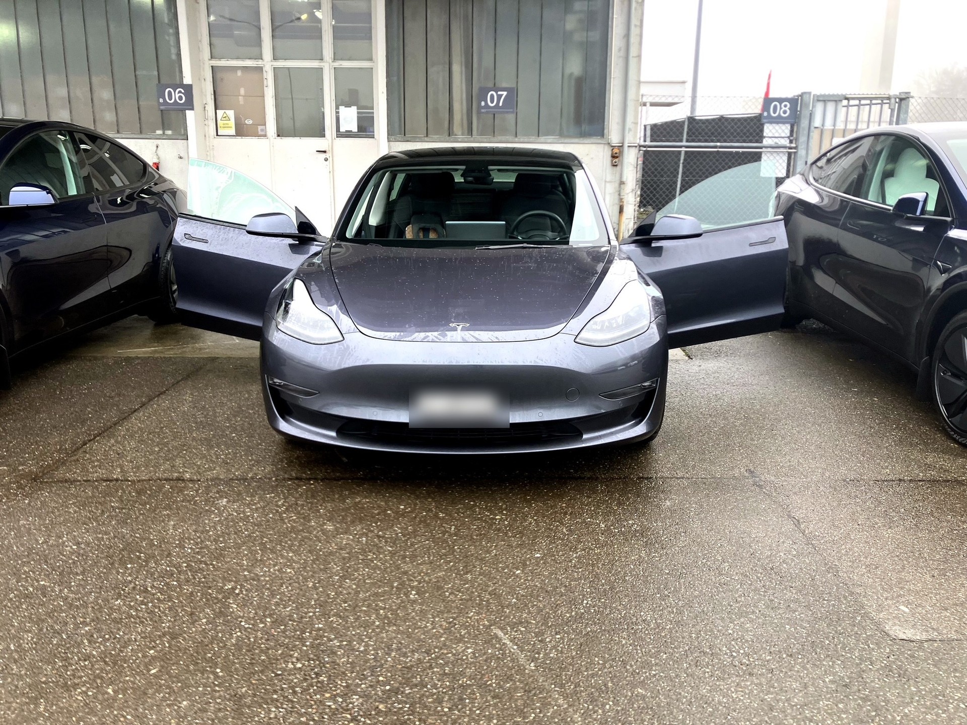 TESLA Performance Dual Motor AWD
