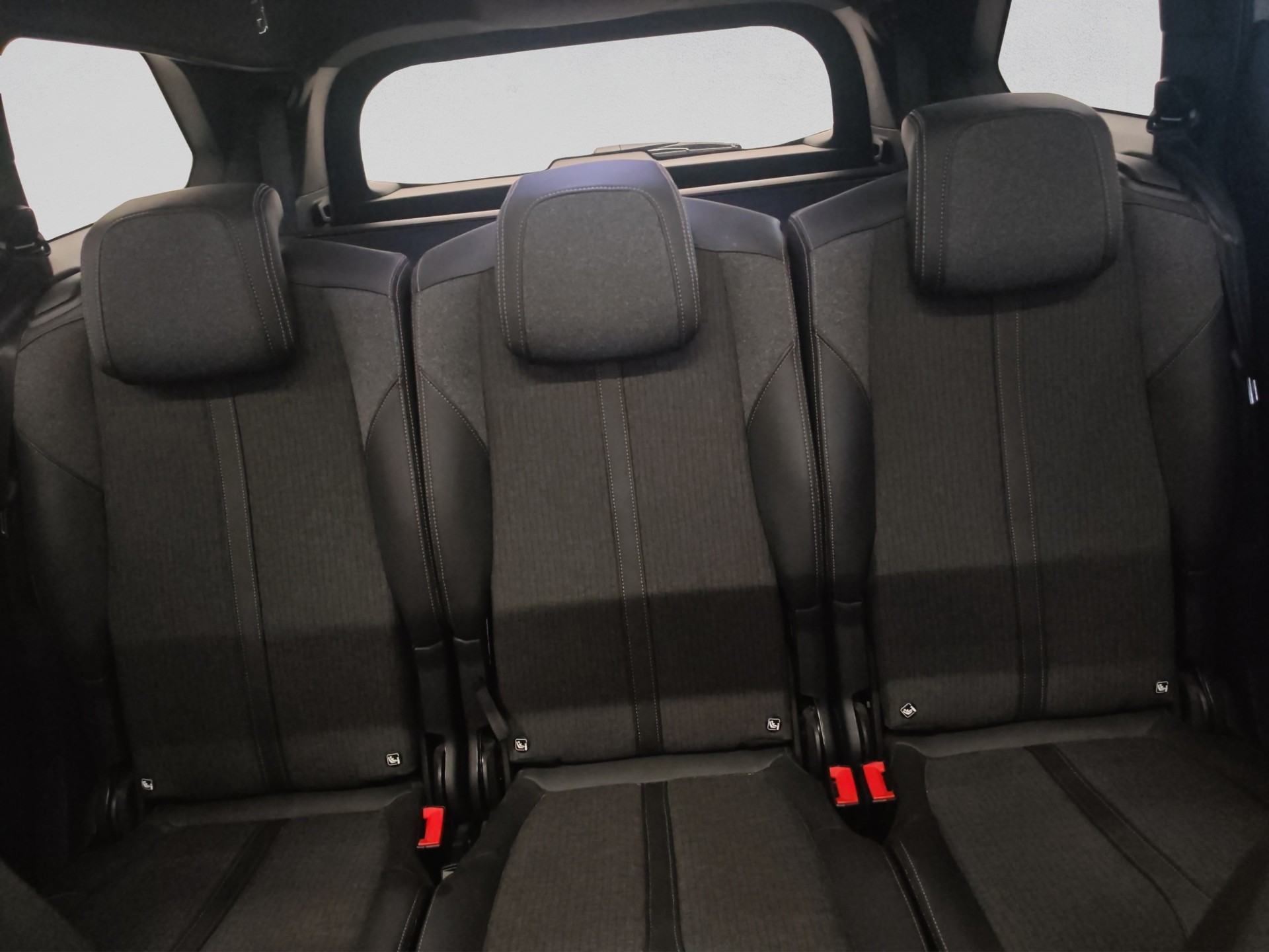 PEUGEOT 5008 1.6 THP GT Line EAT-image-25