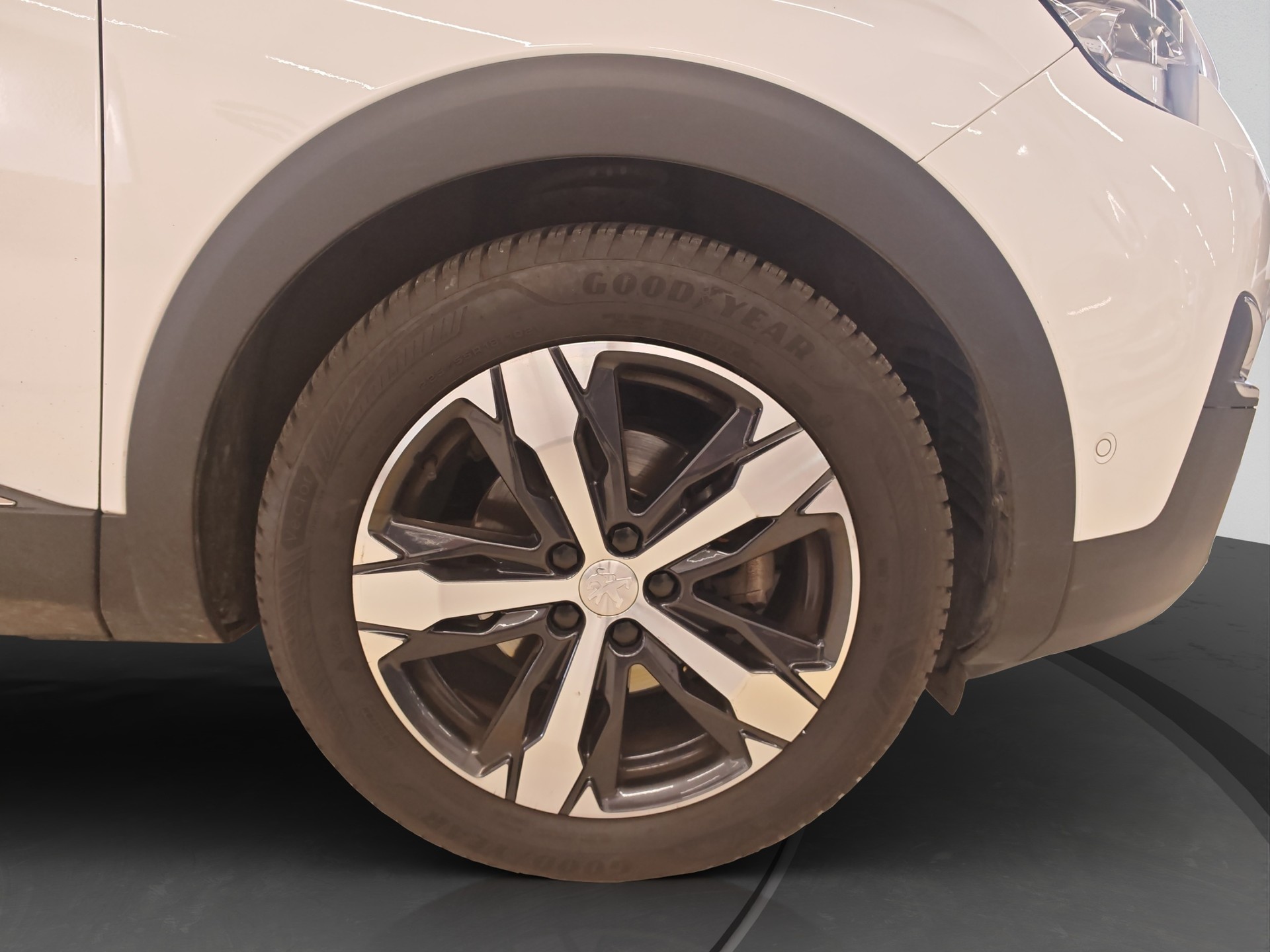 PEUGEOT 5008 1.6 THP GT Line EAT-image-17