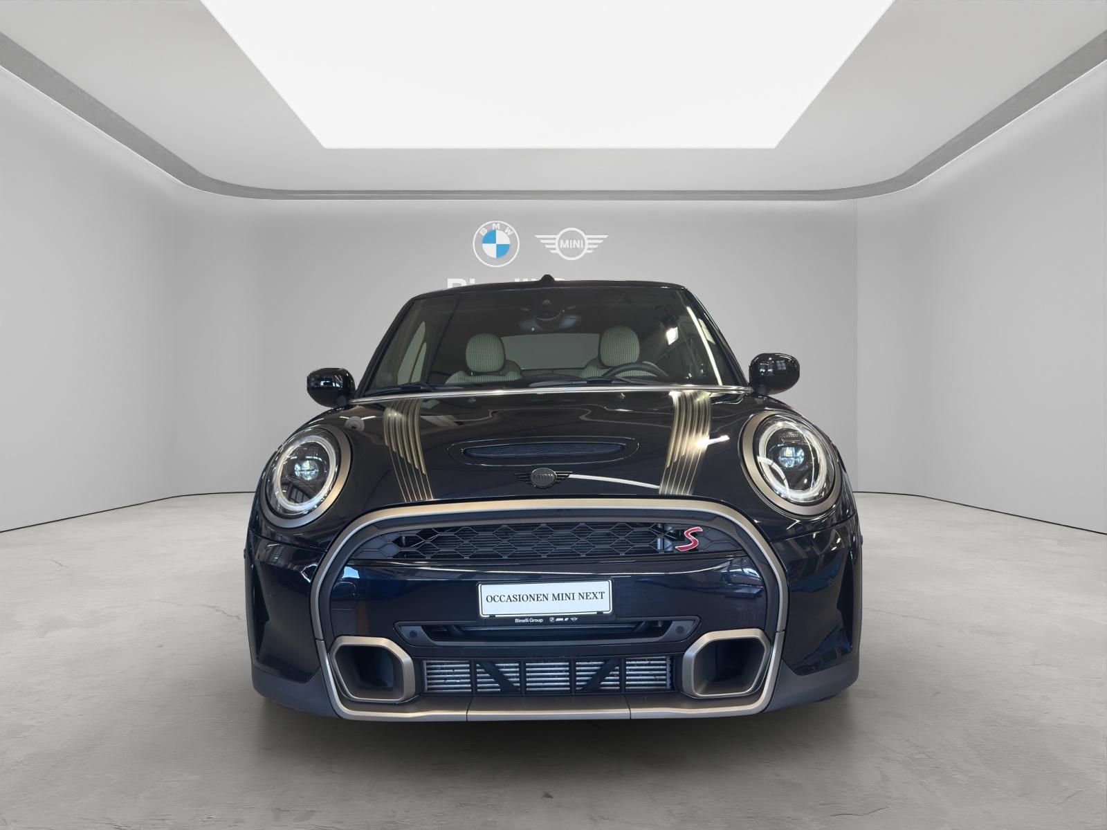 MINI Cabrio F57 2.0i Cooper S SDKG-image-1