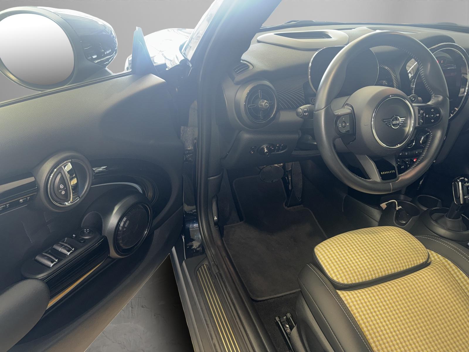 MINI Cabrio F57 2.0i Cooper S SDKG-image-3