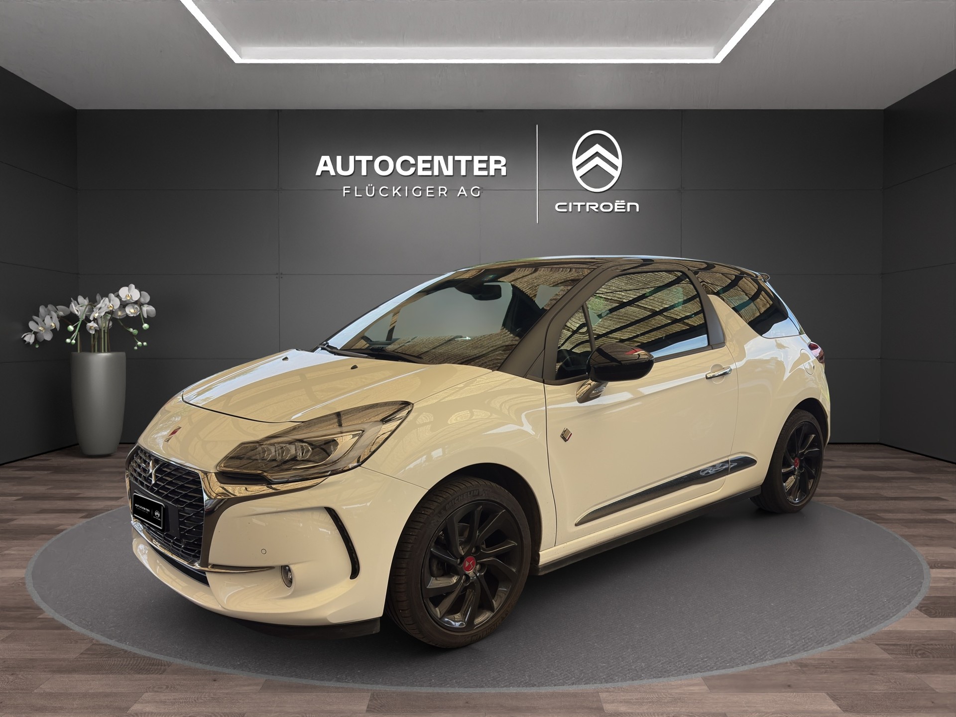 DS AUTOMOBILES 3 1.2 PureTech Performance Line-image-9