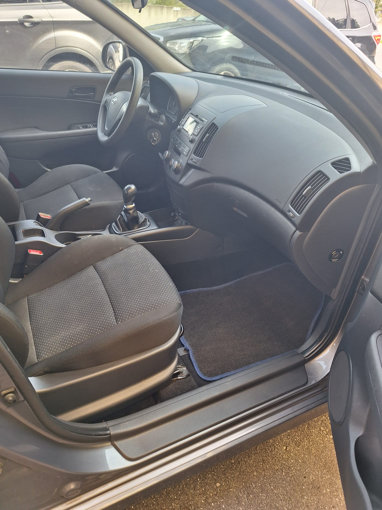 HYUNDAI i30 1.4 Comfort-image-10