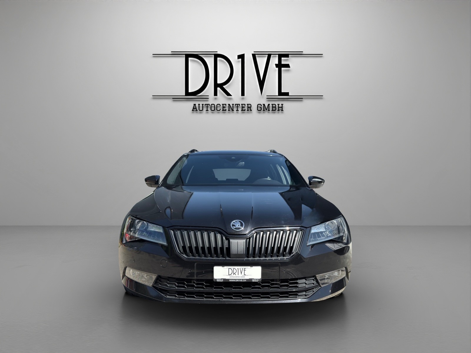 SKODA Superb Combi 2.0 TSI Sport Line DSG 4x4-image-1