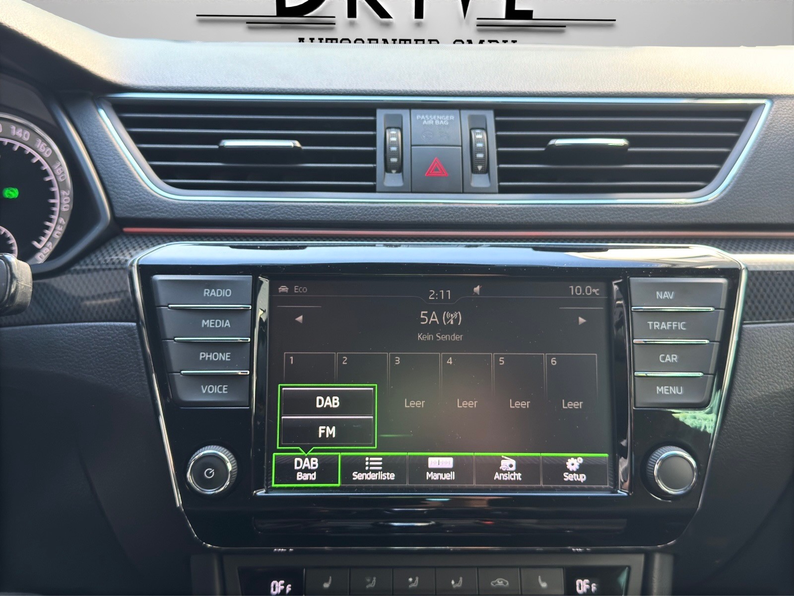 SKODA Superb Combi 2.0 TSI Sport Line DSG 4x4-image-14