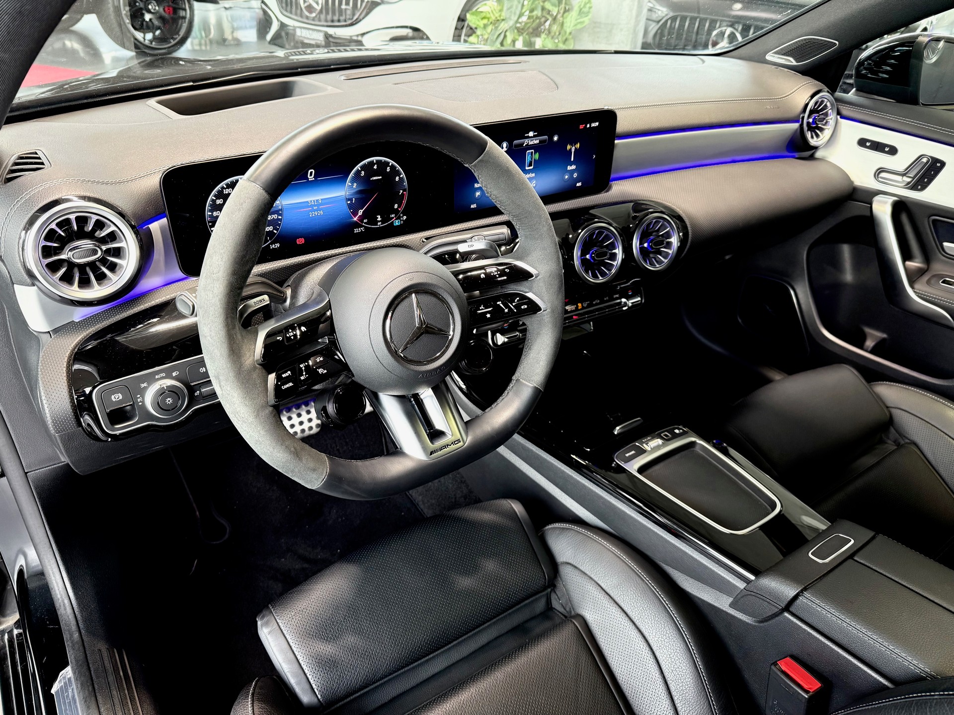 MERCEDES-BENZ A AMG 45 S 4Matic+ 8G-DCT-image-12