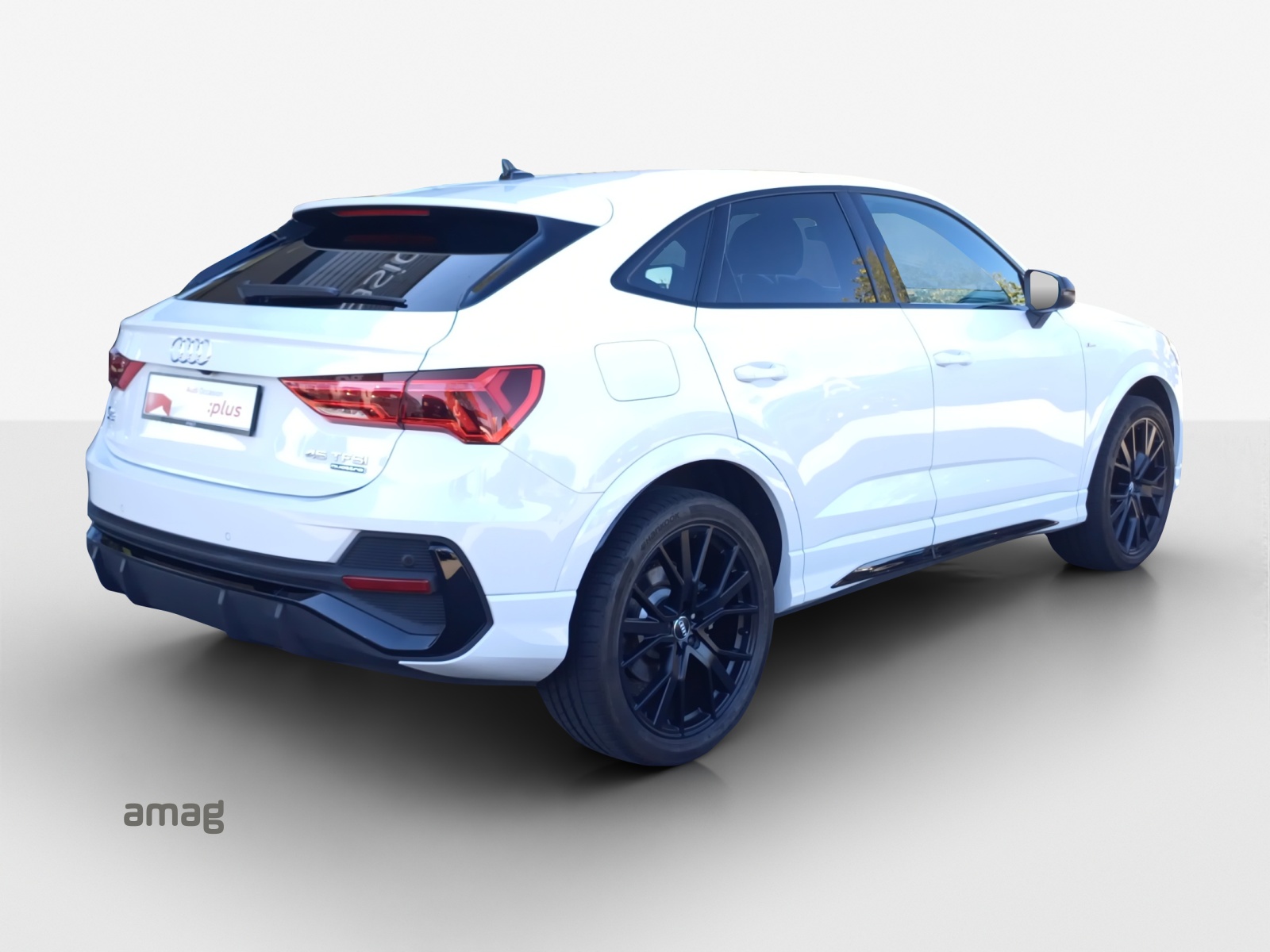 AUDI Q3 Sportback 45 TFSI S line quattro S-tronic-image-4