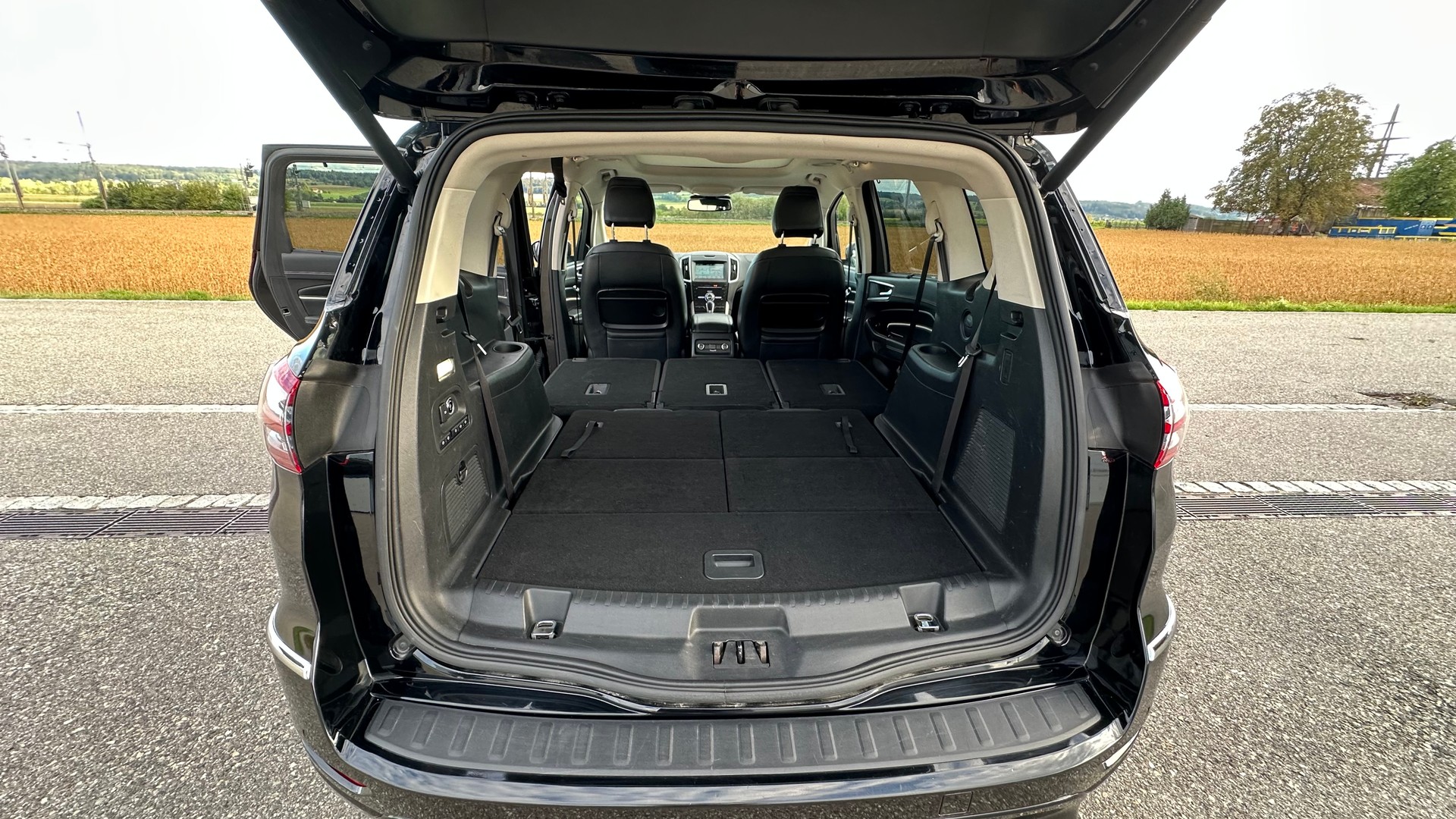 FORD 2.0 EcoB Vignale.-image-12