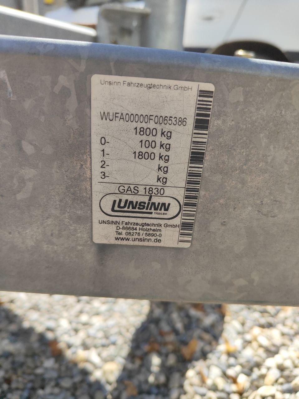 UNSINN Charge Utile : 1'070KG-image-4