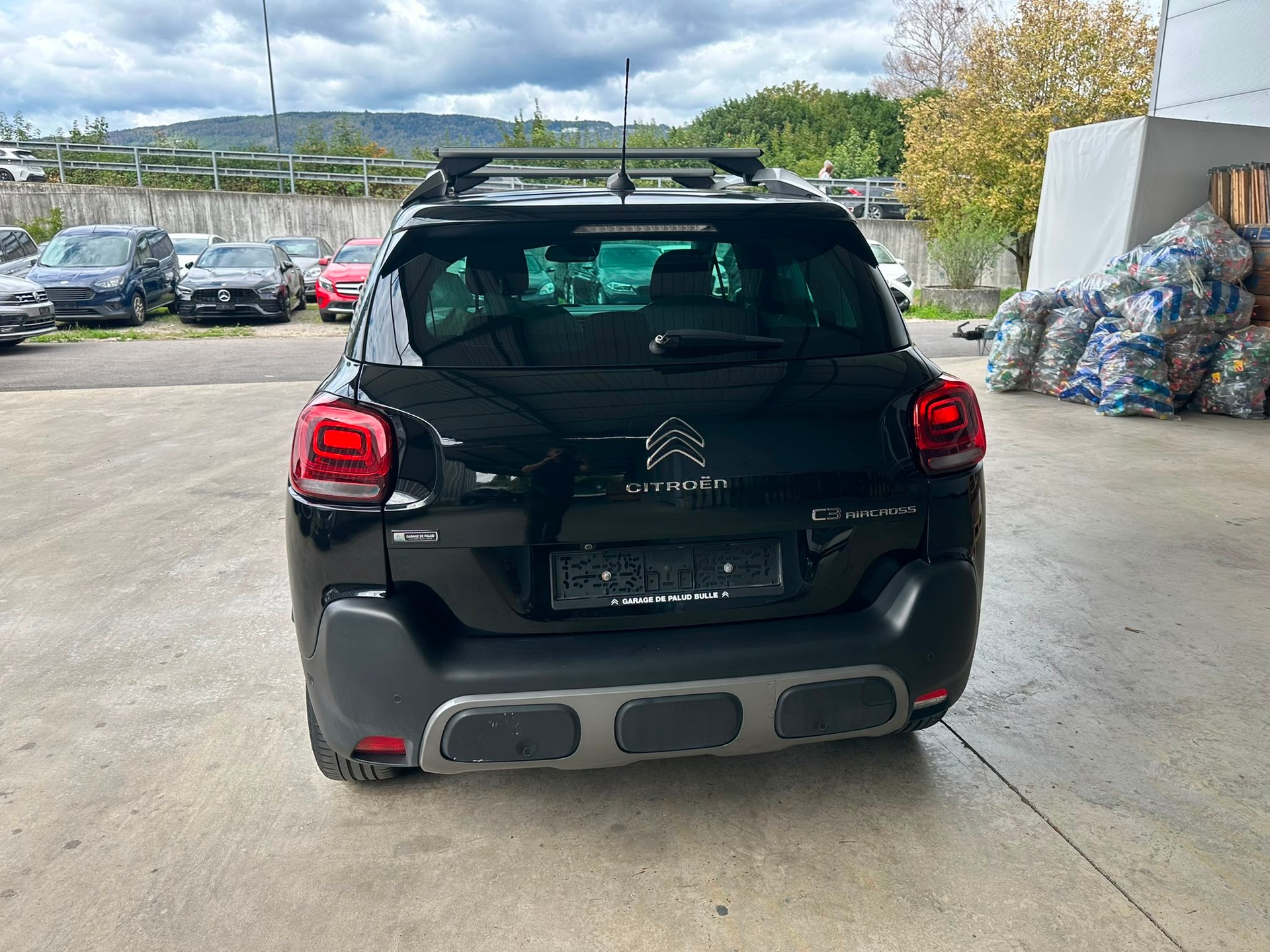 CITROEN C3 Aircross 1.2i PureTech Shine EAT-image-5