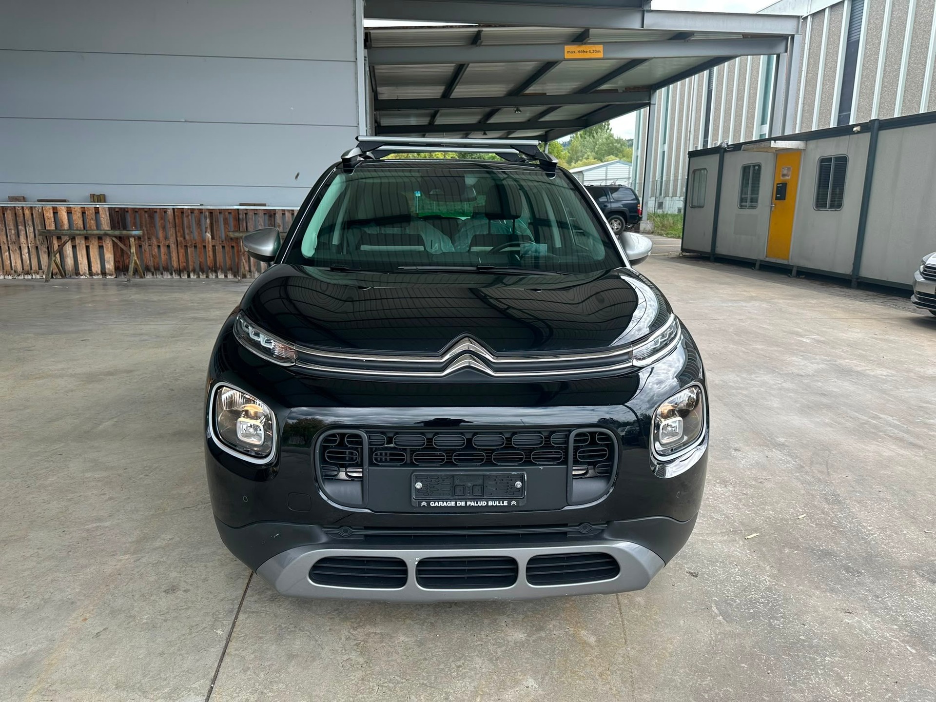 CITROEN C3 Aircross 1.2i PureTech Shine EAT-image-0