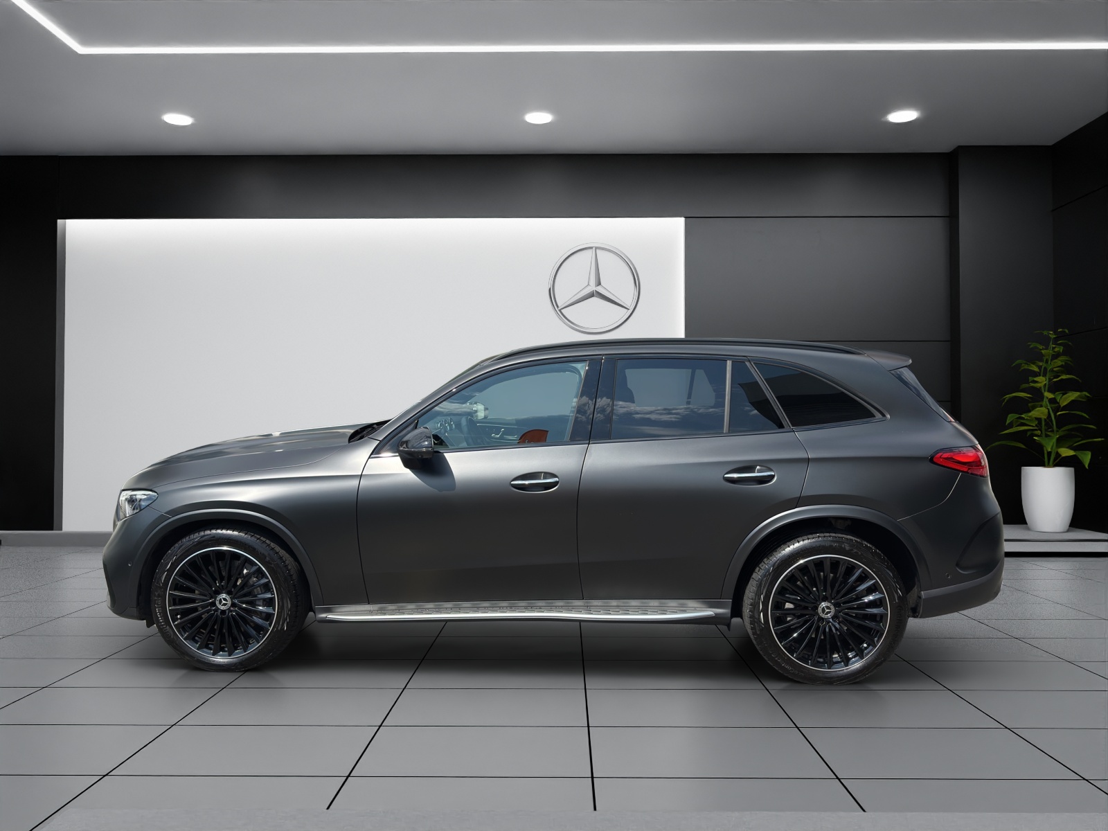 MERCEDES-BENZ GLC 300 4Matic 9G-Tronic-image-2