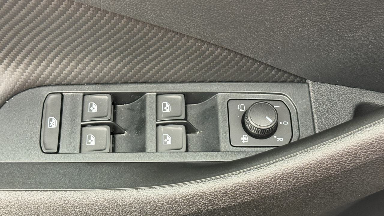 SKODA Kamiq 1.5 TSI ACT Monte Carlo DSG-image-8