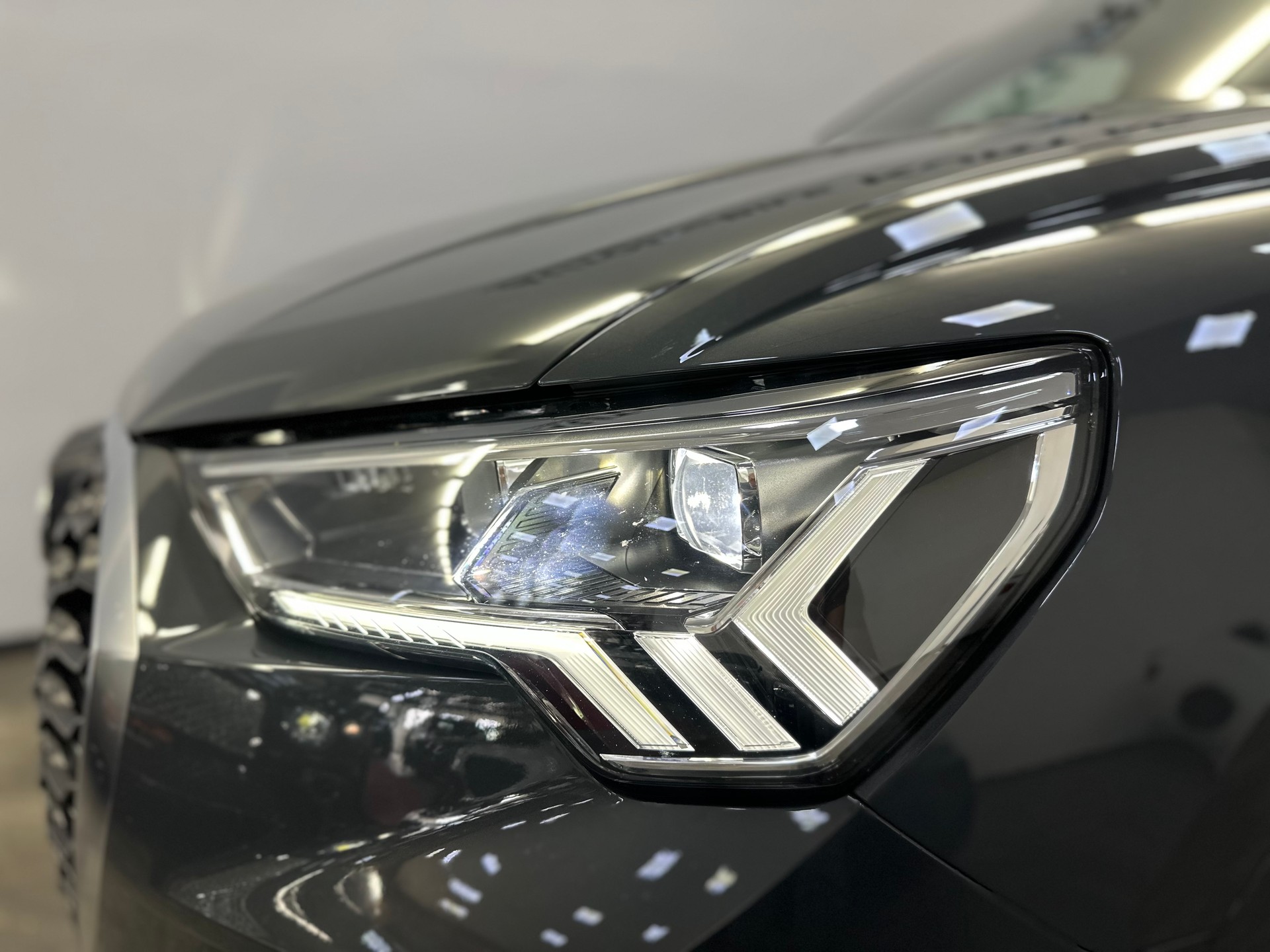 AUDI Q3 Sportback 35 TFSI S line S-tronic-image-6