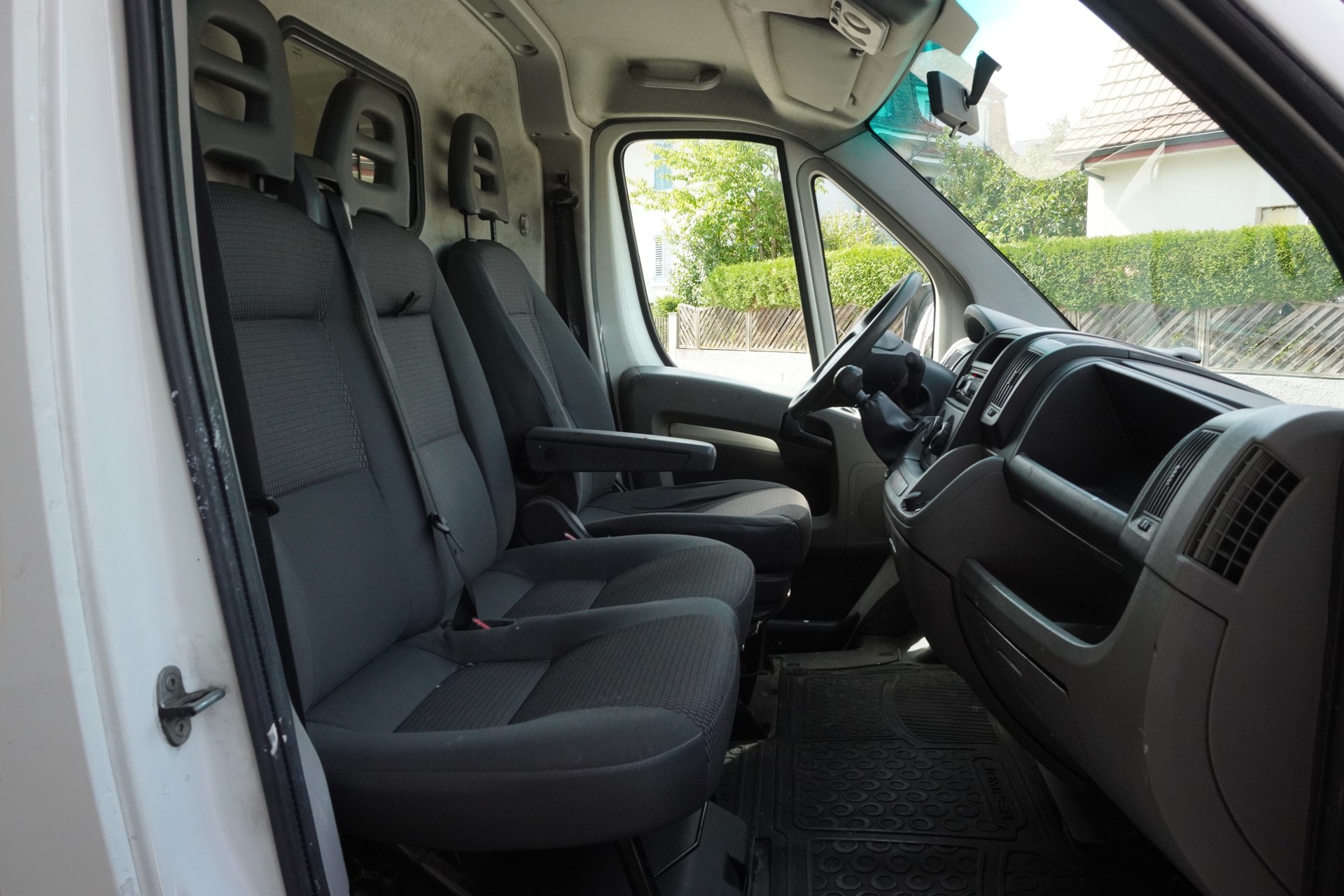 CITROEN Jumper 2.2 HDi 33 L2H2-image-12
