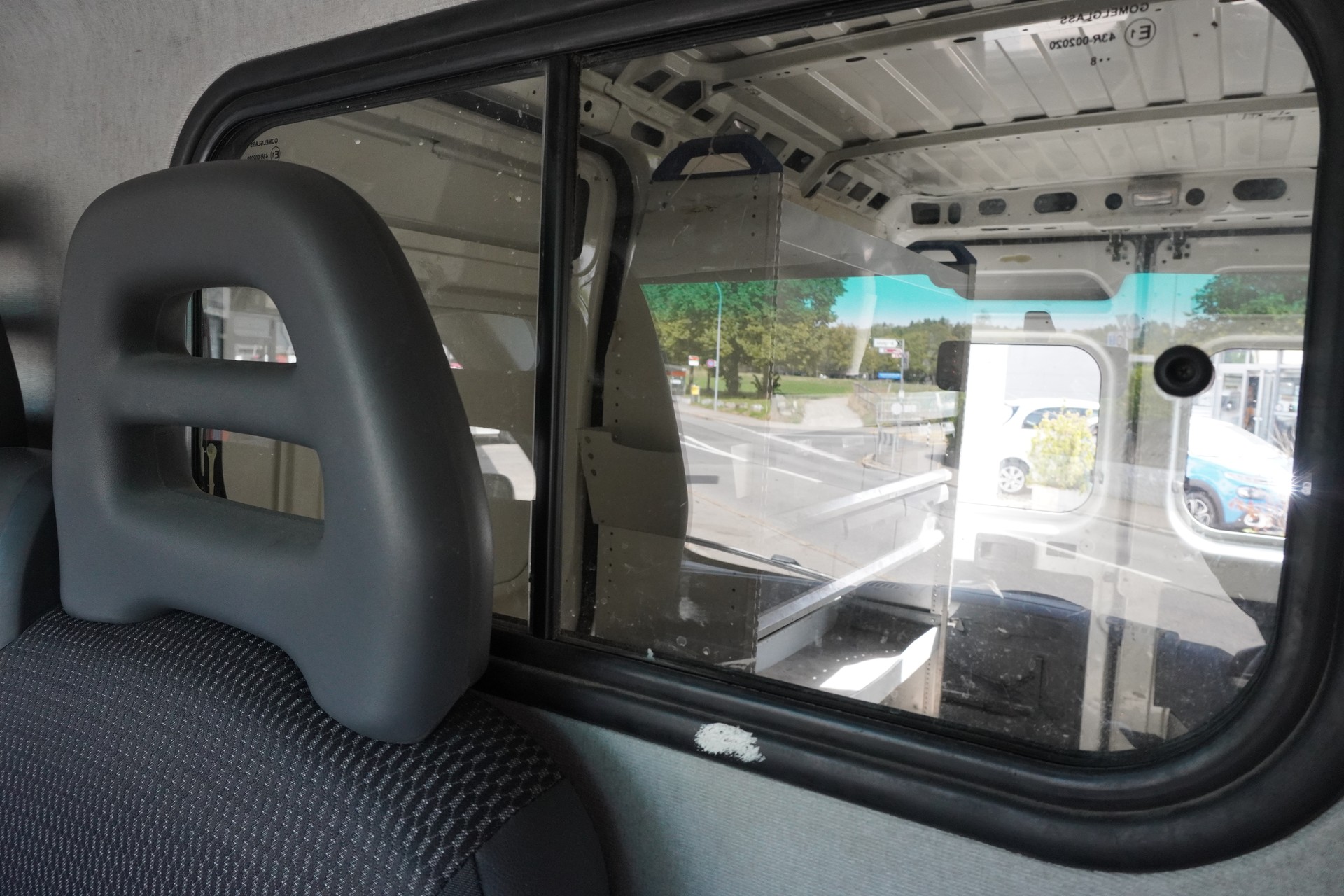 CITROEN Jumper 2.2 HDi 33 L2H2-image-11