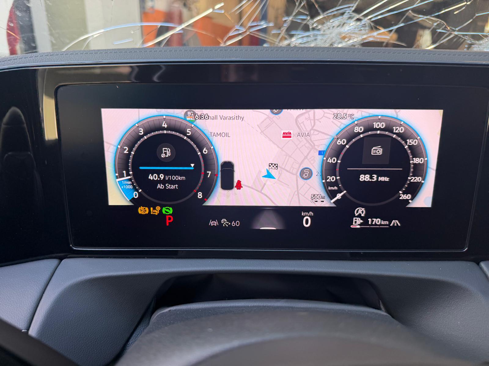 VW Tiguan 2.0 TSI DSG R-Line 4Motion-image-14