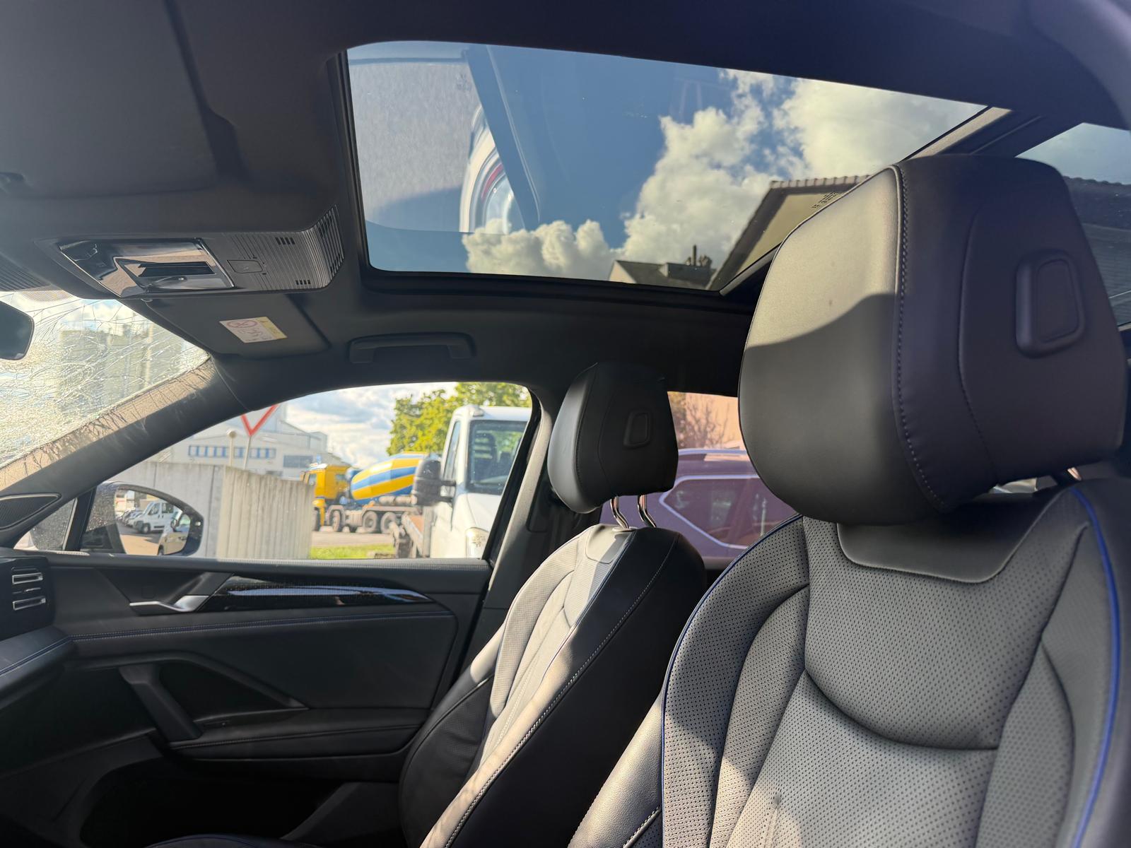 VW Tiguan 2.0 TSI DSG R-Line 4Motion-image-11