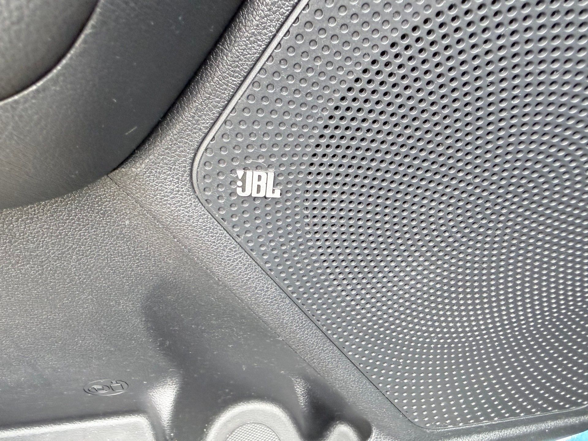 KIA Niro 1.6GDi Hybrid Style DCT-image-18