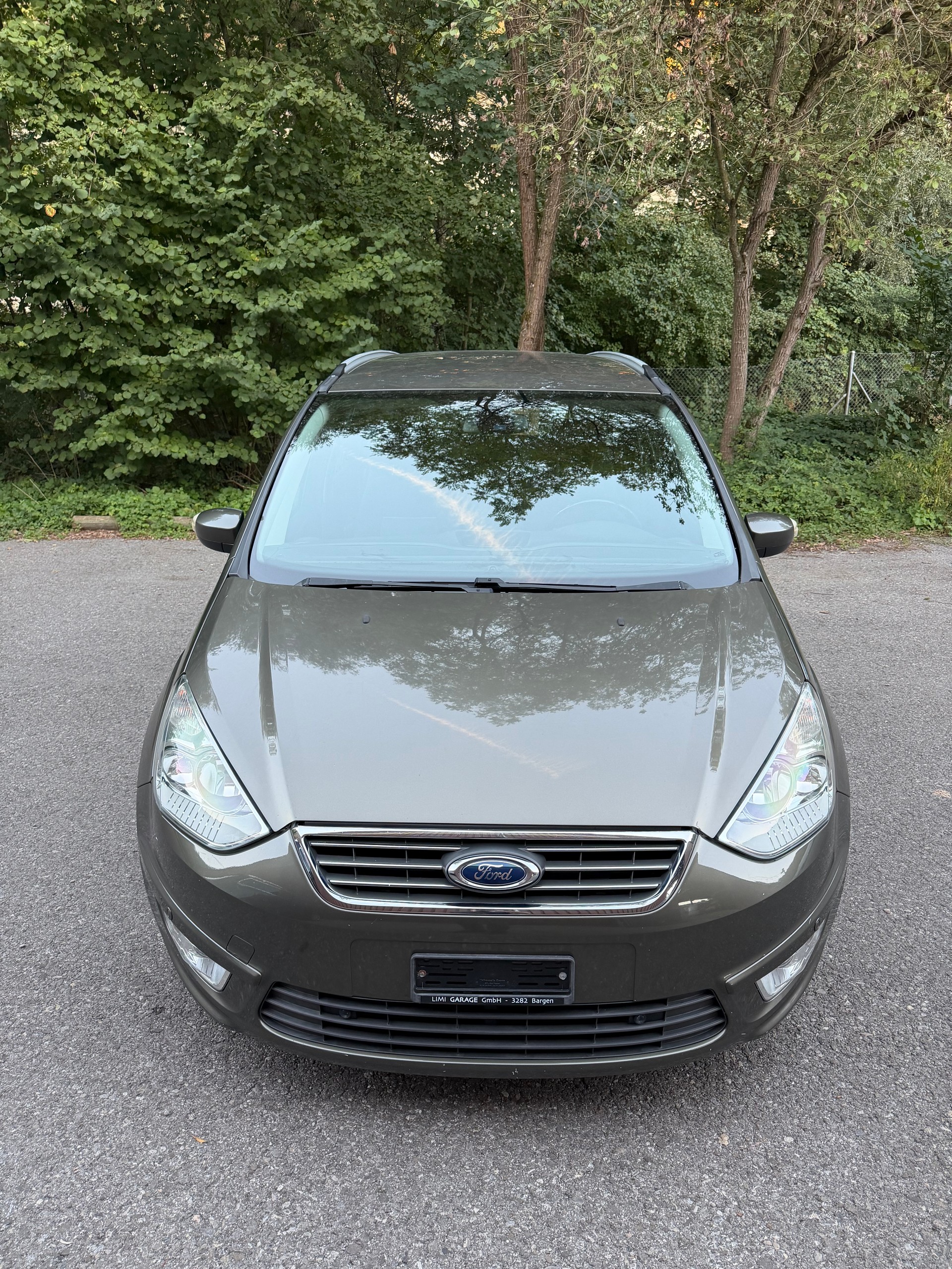 FORD Galaxy 2.0 TDCi KNIE-Edition PowerShift-image-0