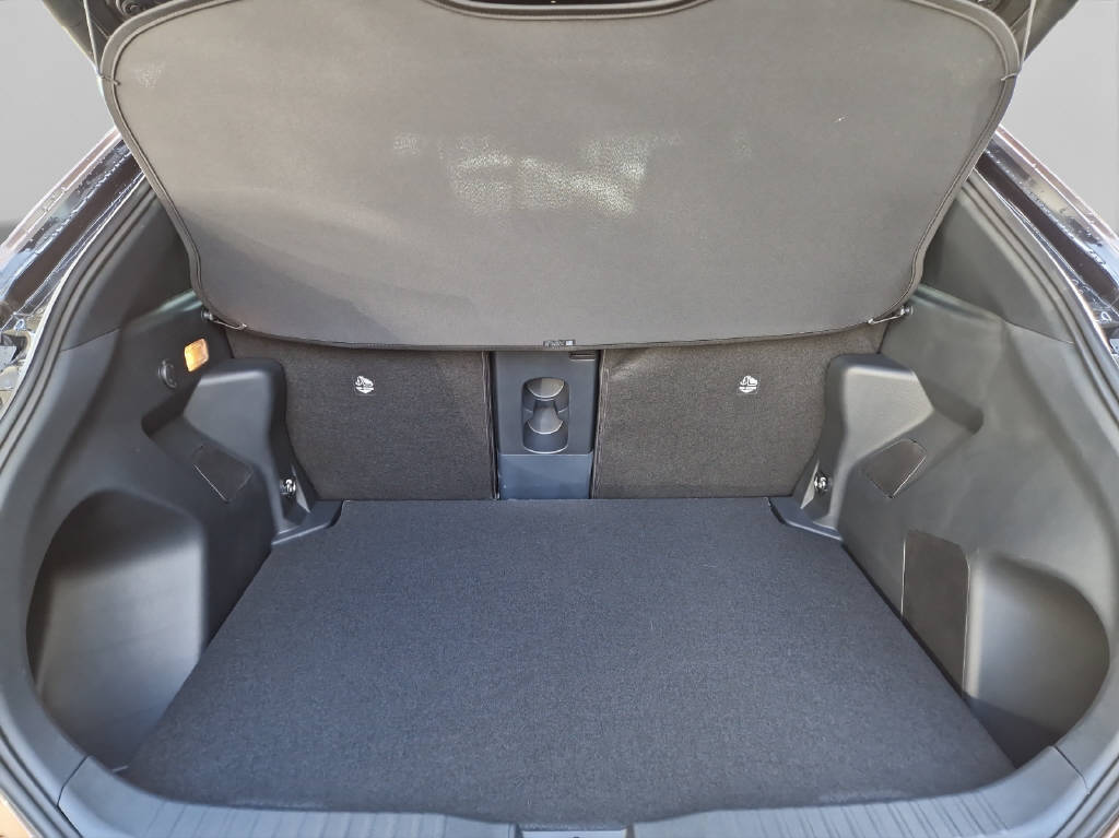 TOYOTA Yaris Cross 1.5 VVT-i HSD Prem 48451/004-image-17