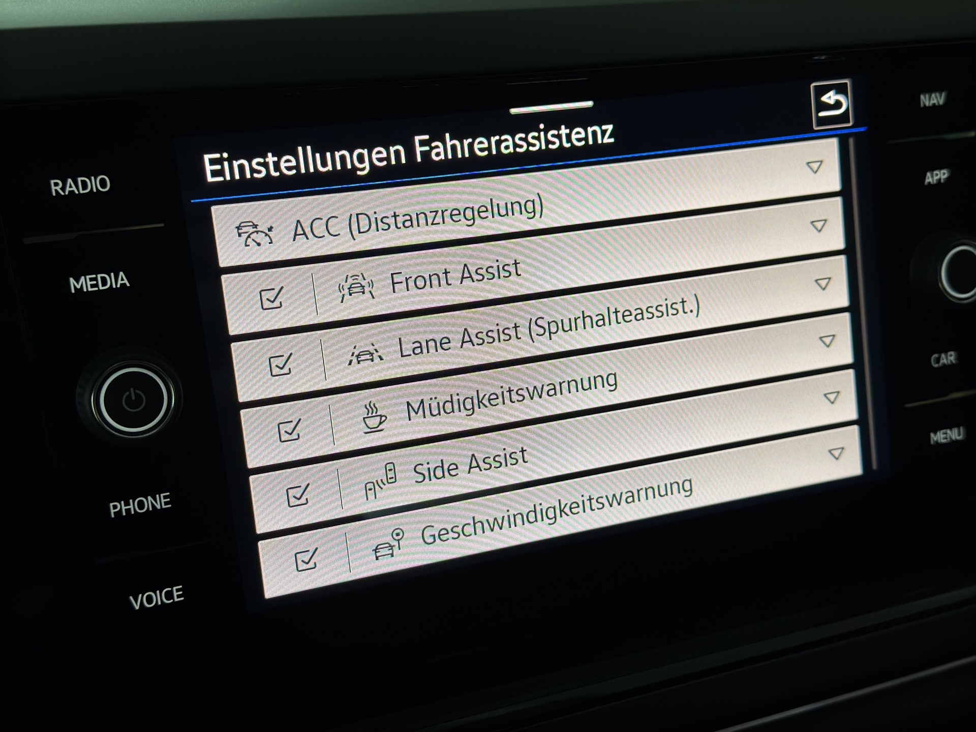 VW Taigo 1.0 TSI R-Line DSG "18"Alu-Navi-RK.-Kamera-Matrix"-image-19