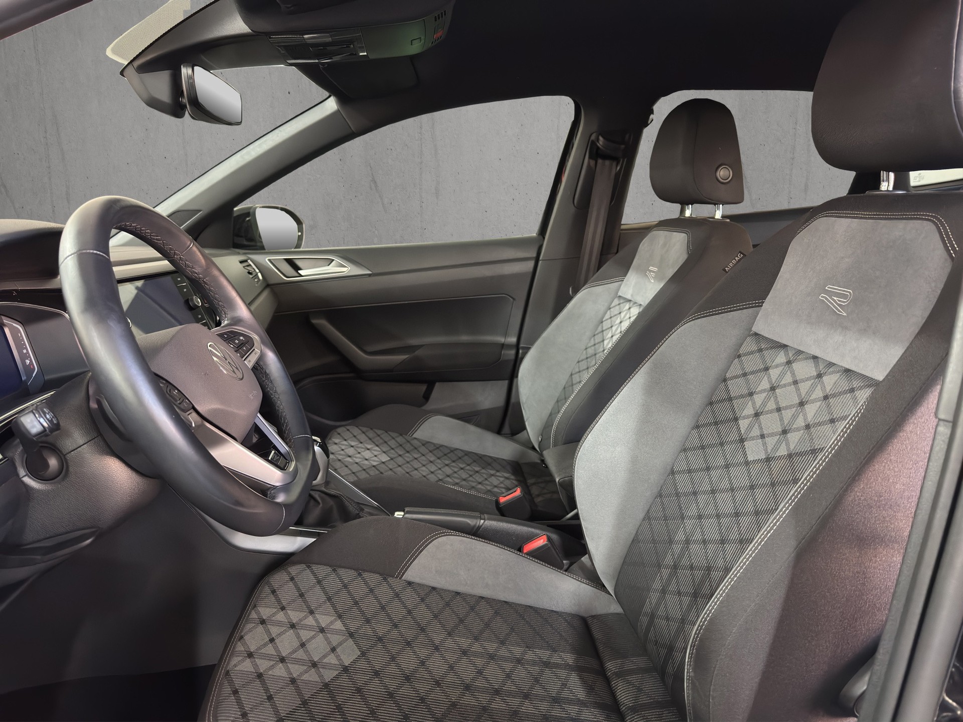 VW Taigo 1.0 TSI R-Line DSG "18"Alu-Navi-RK.-Kamera-Matrix"-image-7