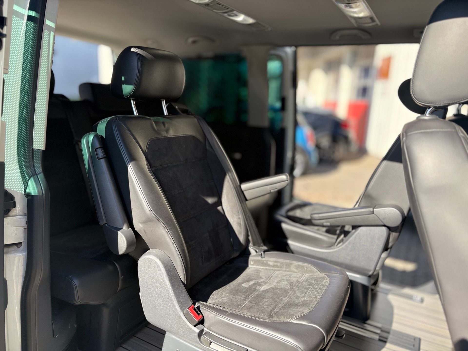 VW T6 Multivan 2.0 Bi-TDI Highline DSG-image-10