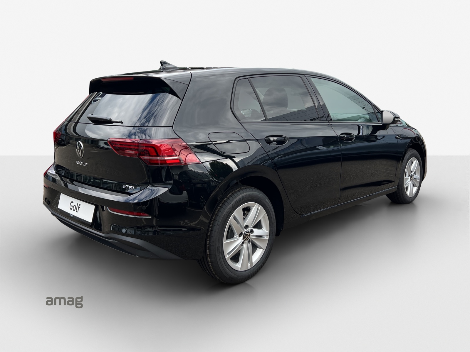 VW Golf 1.5 e TSI mHEV Value DSG-image-4