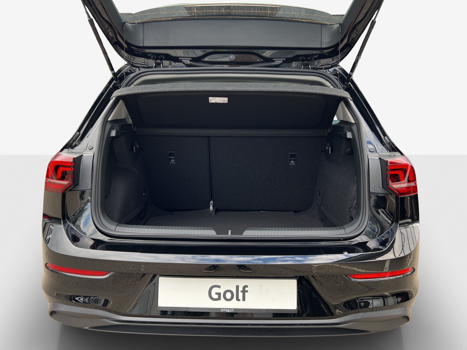 VW Golf 1.5 e TSI mHEV Value DSG-image-12