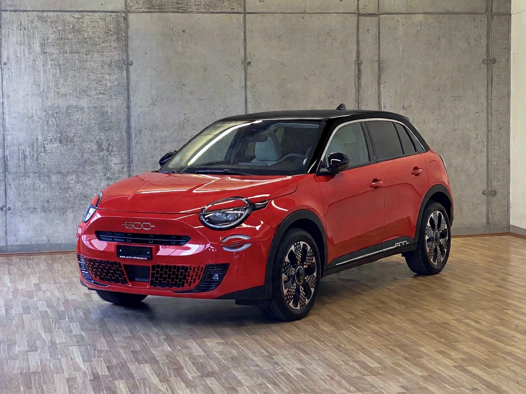 FIAT 600h*MildHybrid*Swiss*La Prima*-image-0