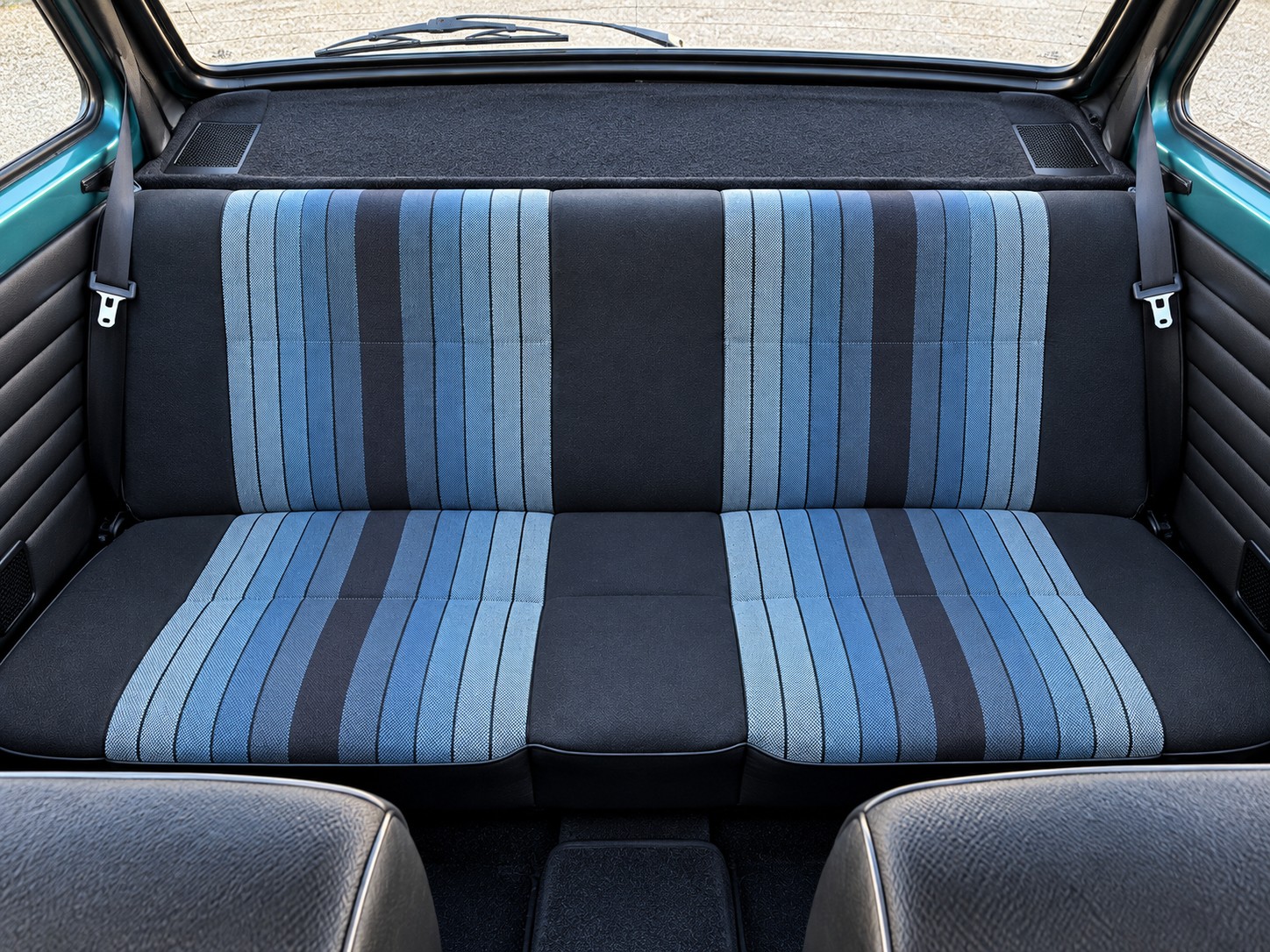 VW Golf 1800 GTI-image-10