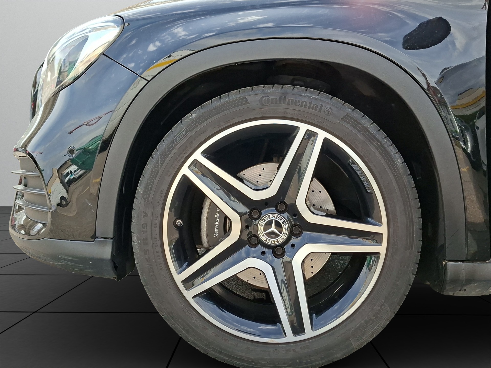 MERCEDES-BENZ GLA 250 AMG Line 4Matic 7G-DCT-image-17