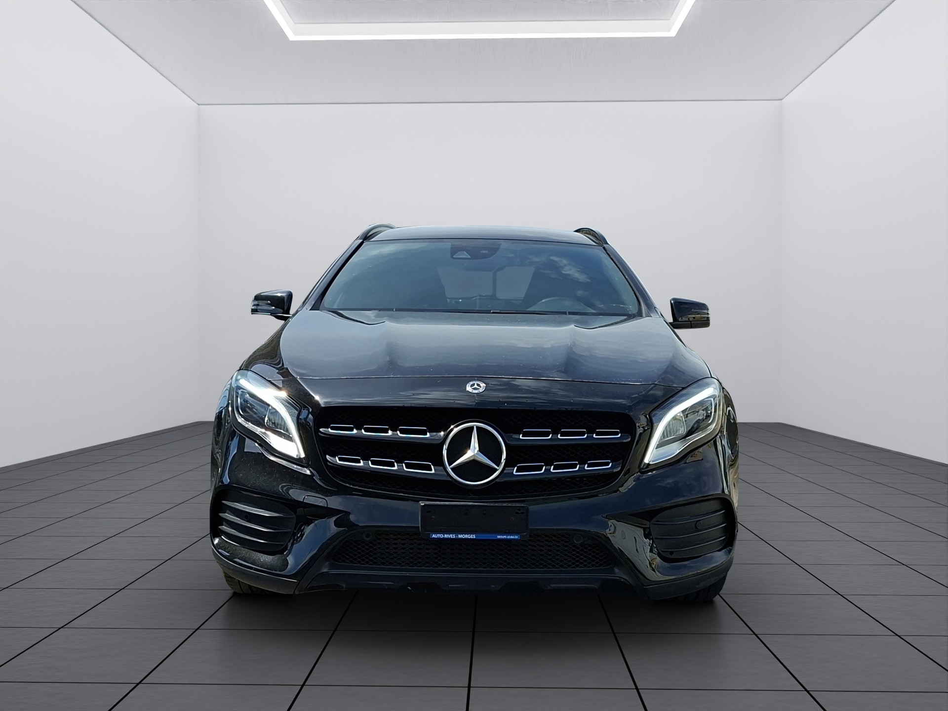 MERCEDES-BENZ GLA 250 AMG Line 4Matic 7G-DCT-image-2