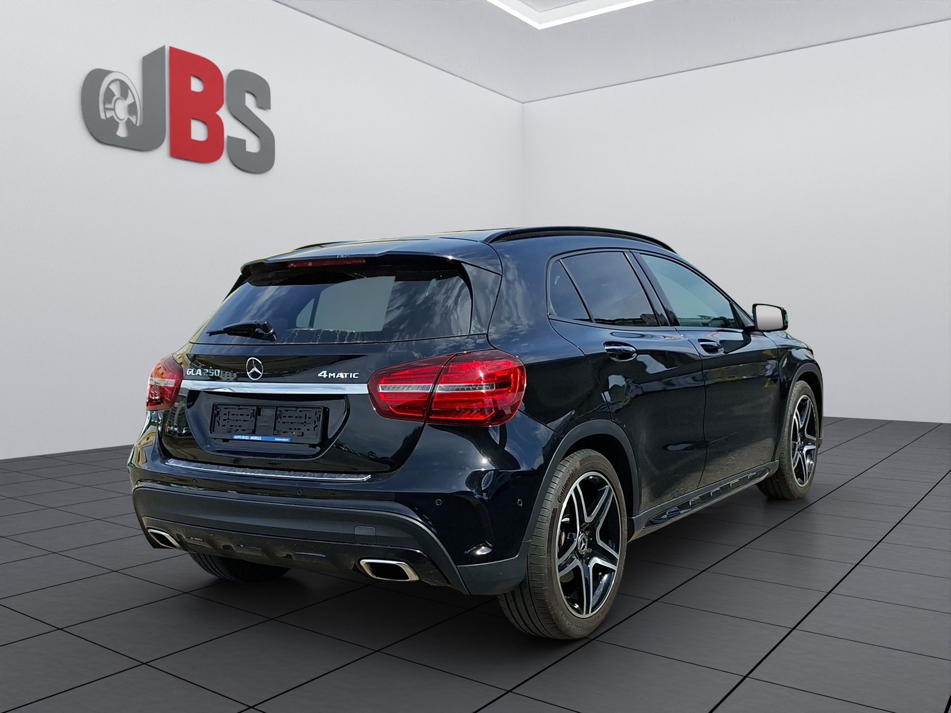 MERCEDES-BENZ GLA 250 AMG Line 4Matic 7G-DCT-image-3