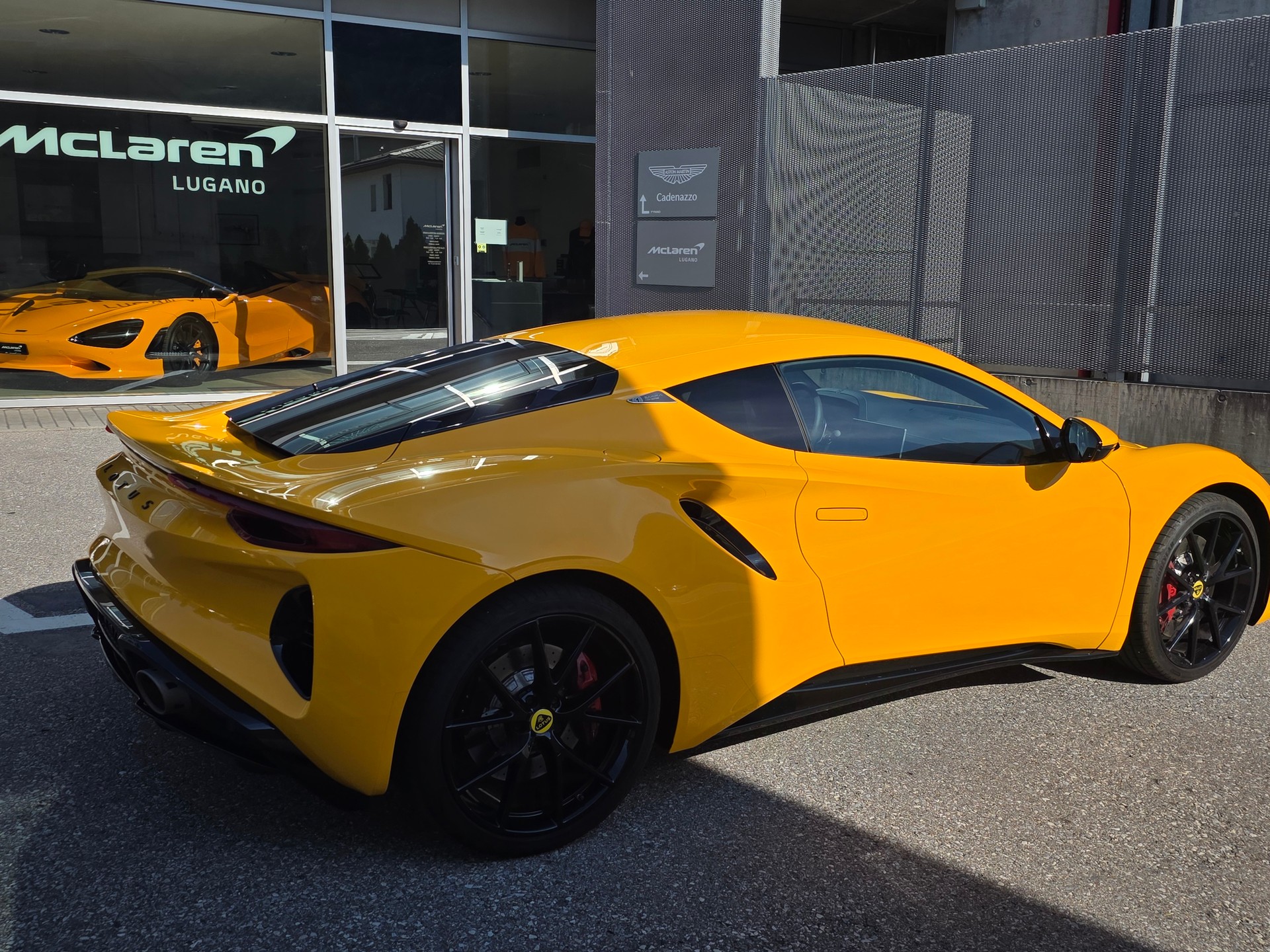 LOTUS Emira First Edition-image-3