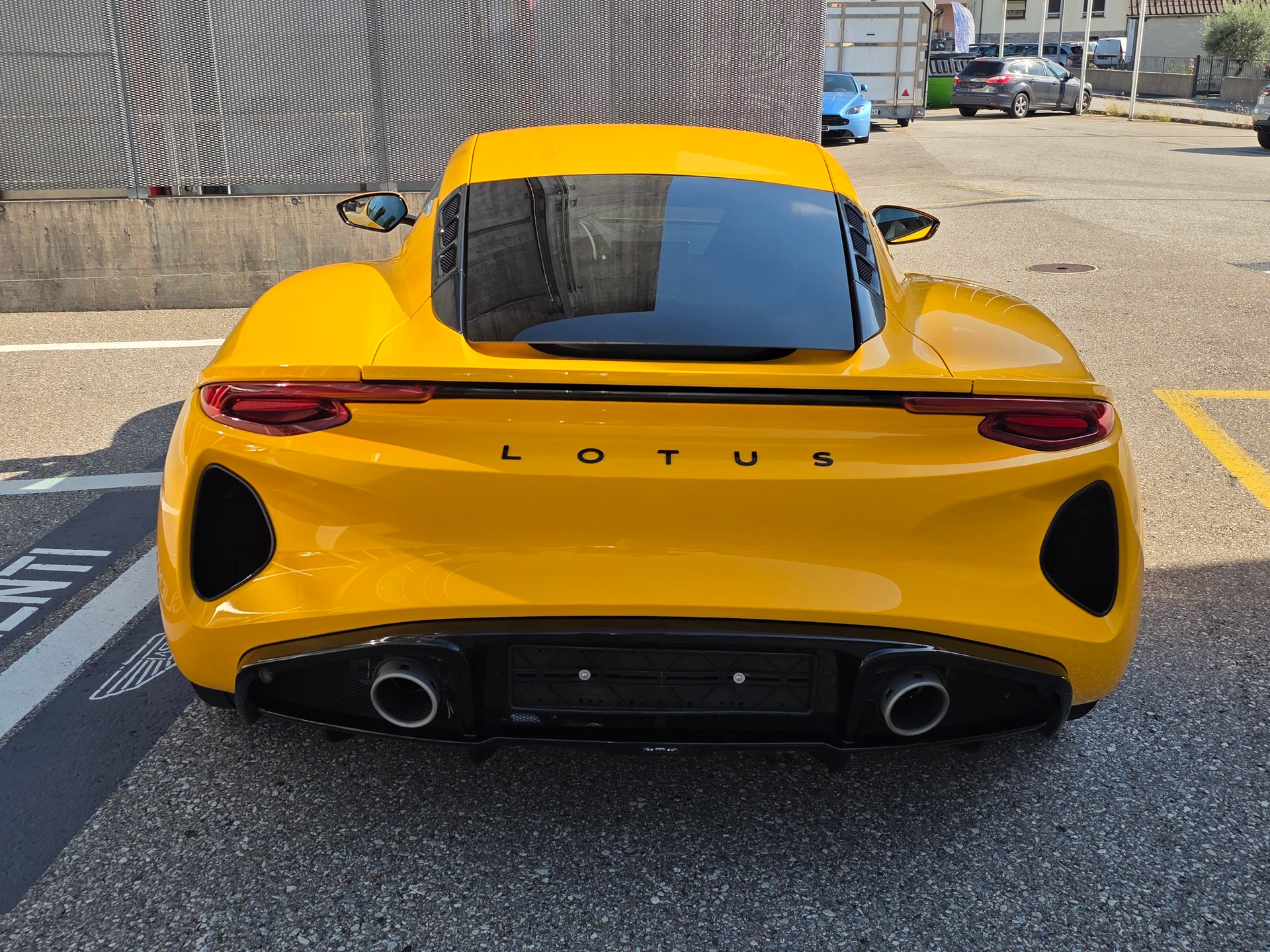 LOTUS Emira First Edition-image-4