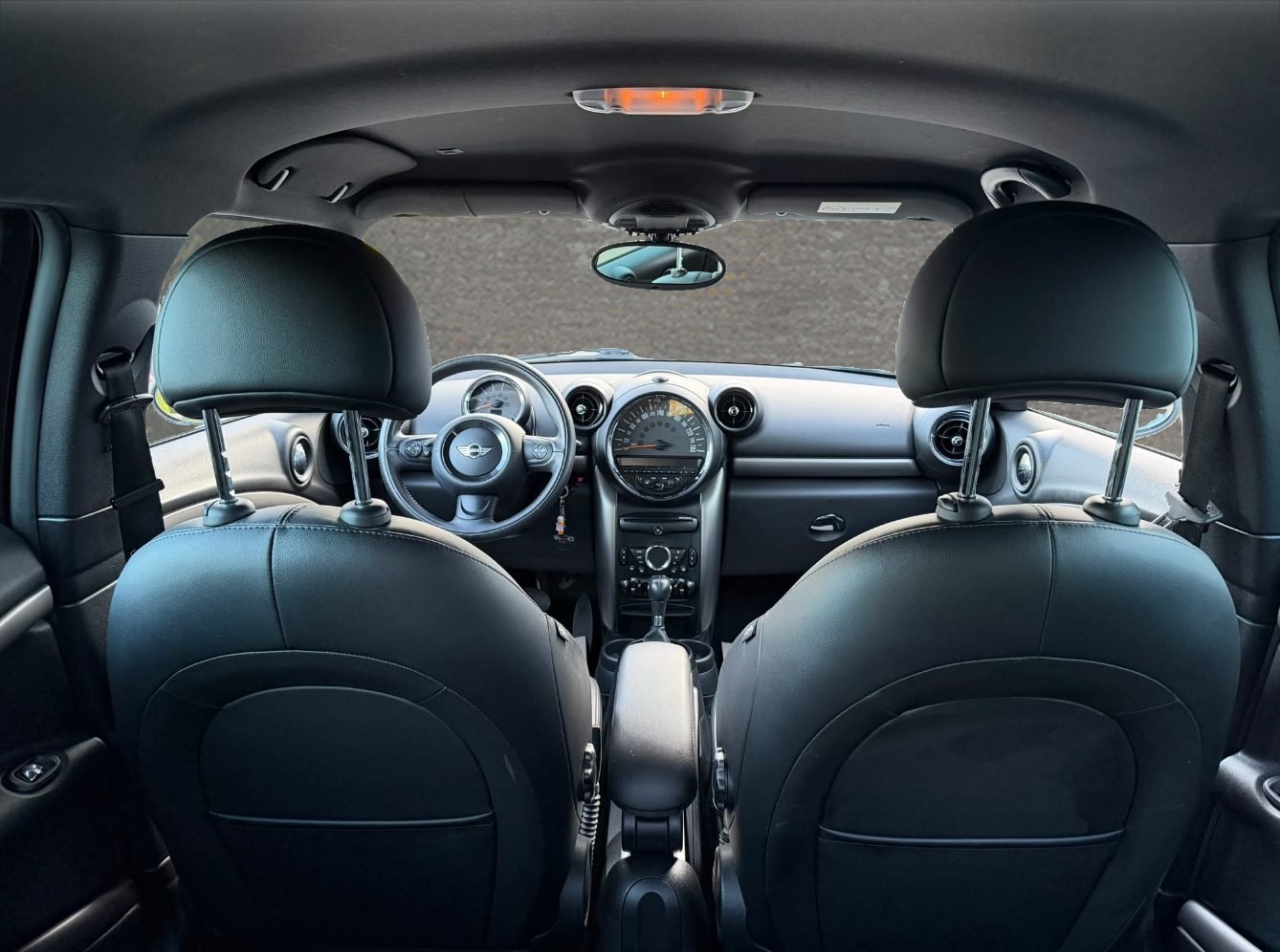 MINI Countryman Cooper D FWD Steptronic-image-11