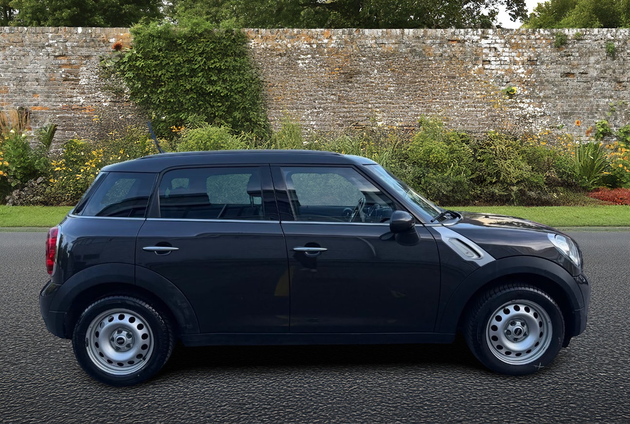 MINI Countryman Cooper D FWD Steptronic-image-5