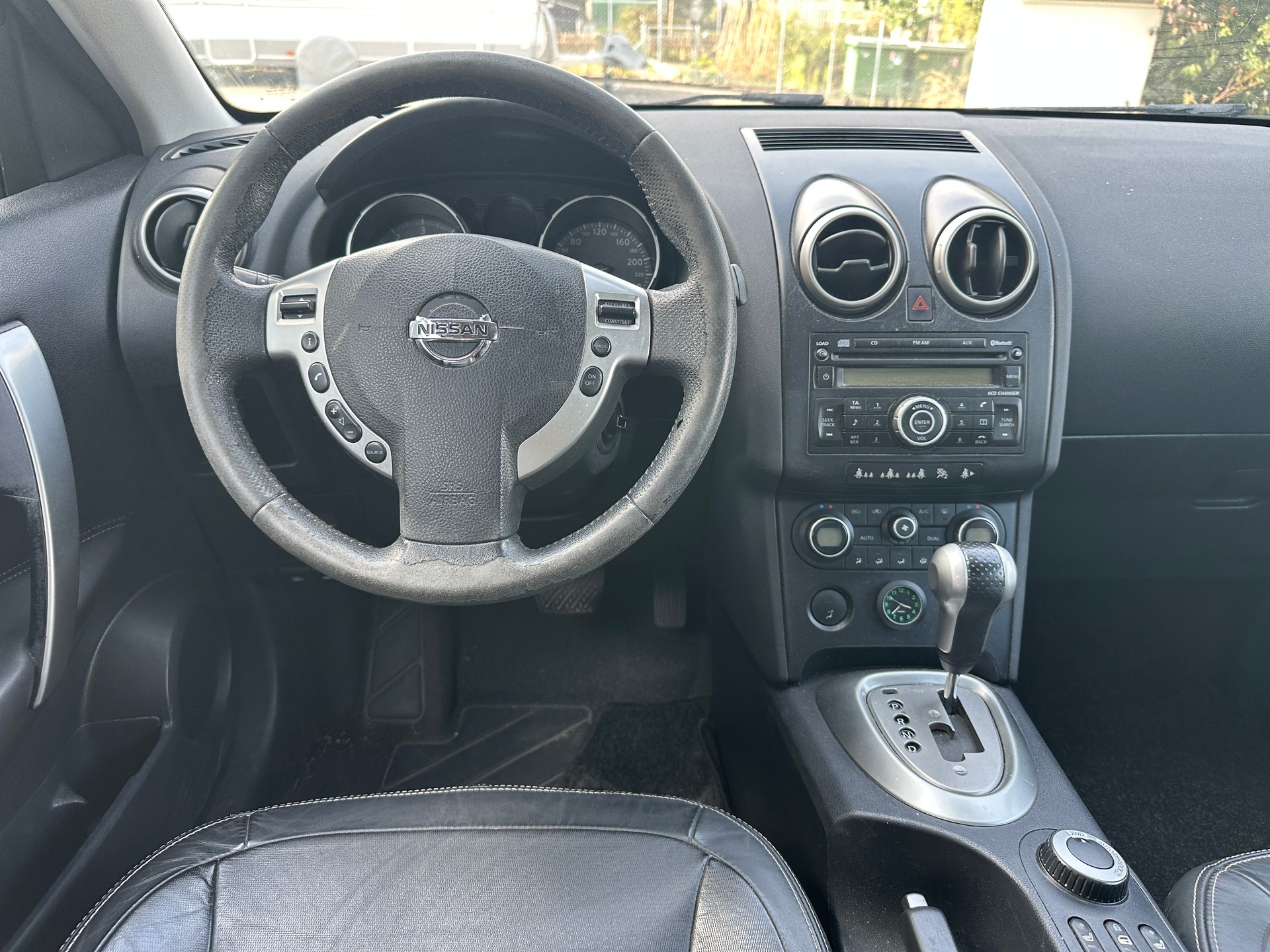 NISSAN Qashqai +2 2.0 dCi 4WD tekna Automatic-image-8