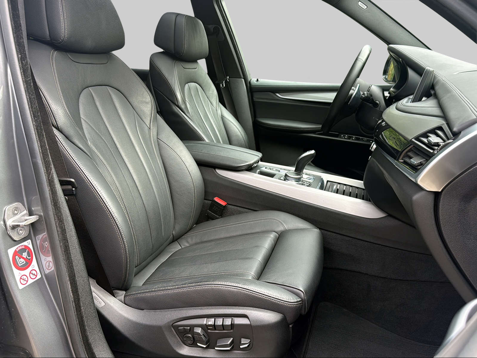BMW X5 xDrive 30d Steptronic-image-18