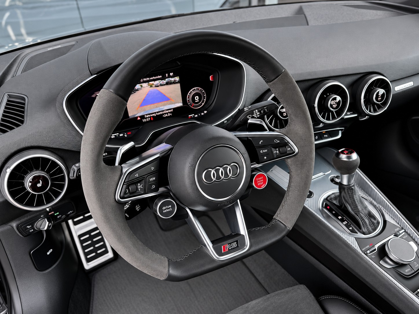 AUDI TT Coupé TTRS quattro S-tronic-image-12