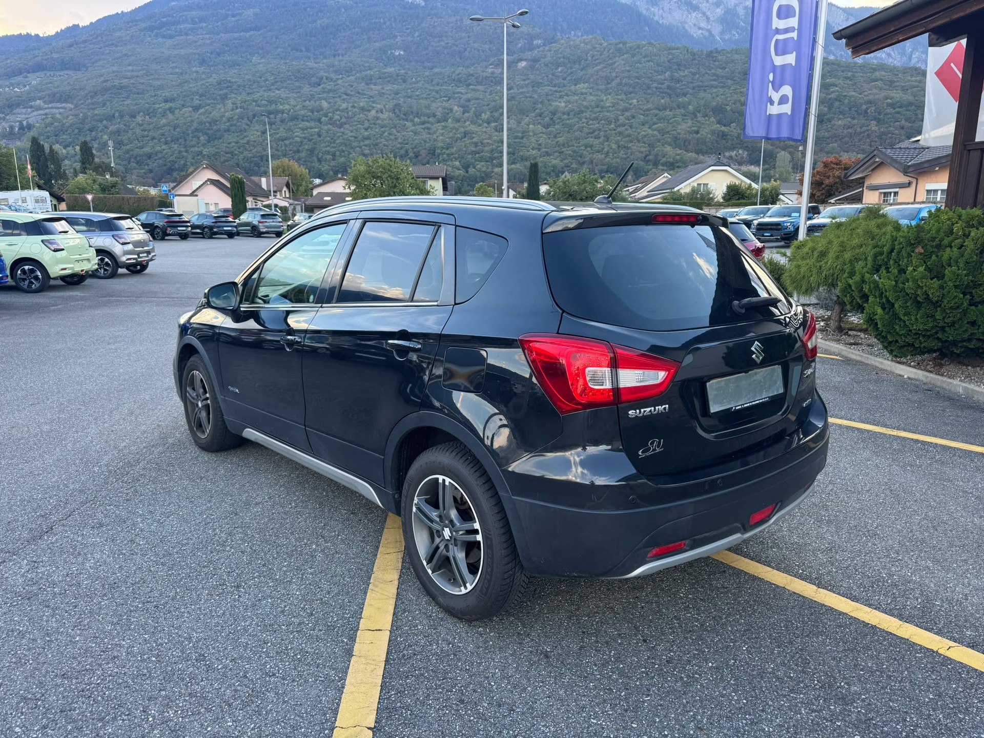 SUZUKI SX4 S-Cross 1.4 16V Piz Sulai 4WD Automatic-image-2