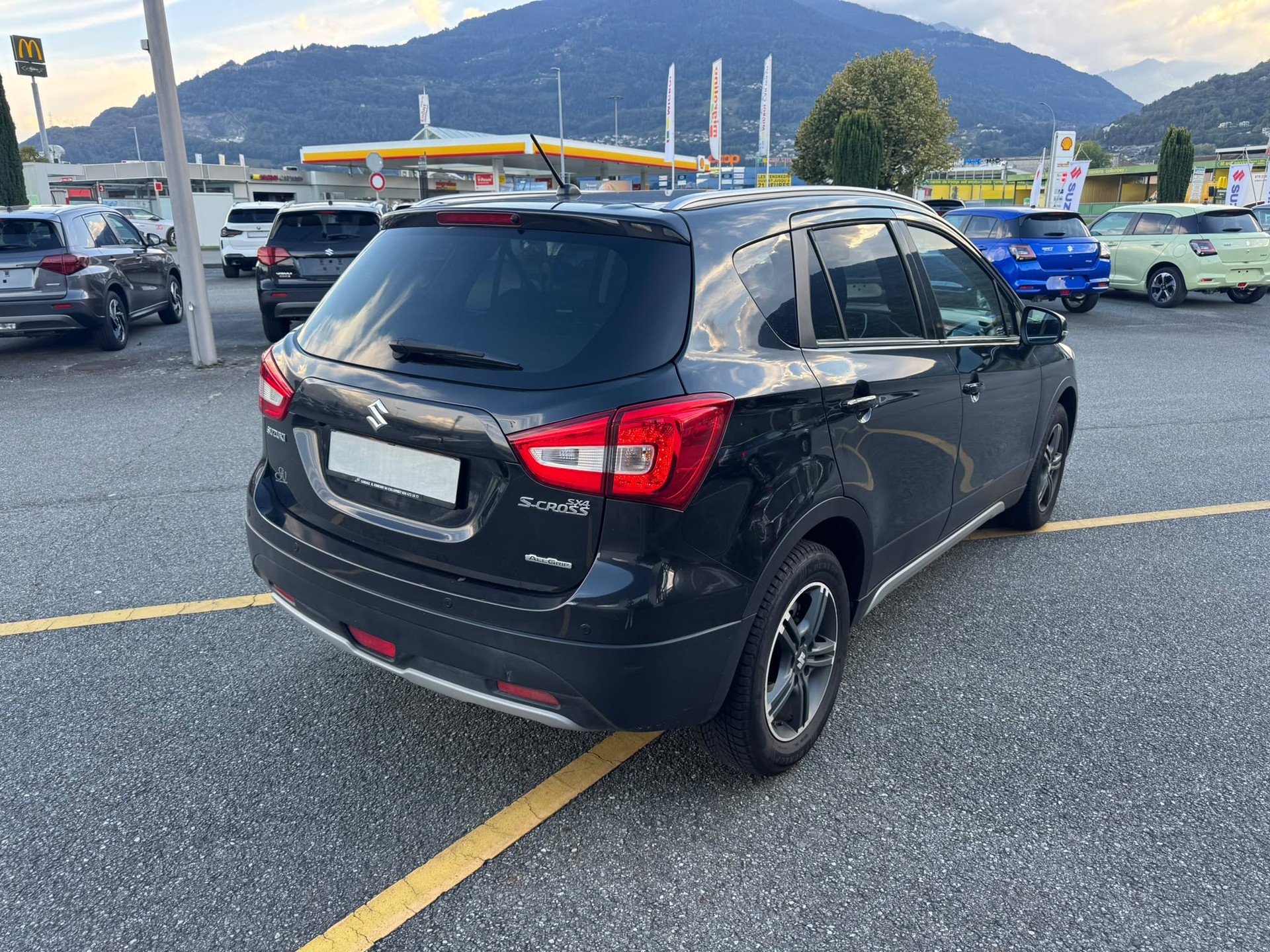 SUZUKI SX4 S-Cross 1.4 16V Piz Sulai 4WD Automatic-image-4