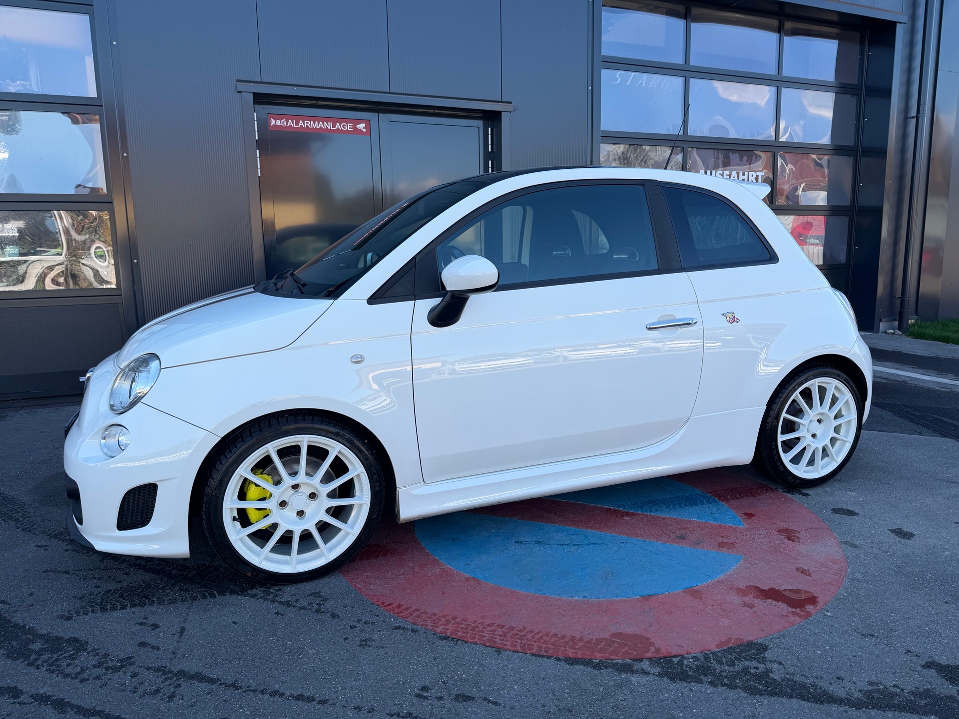 FIAT 500 1.4 16V Turbo Abarth SS-image-3