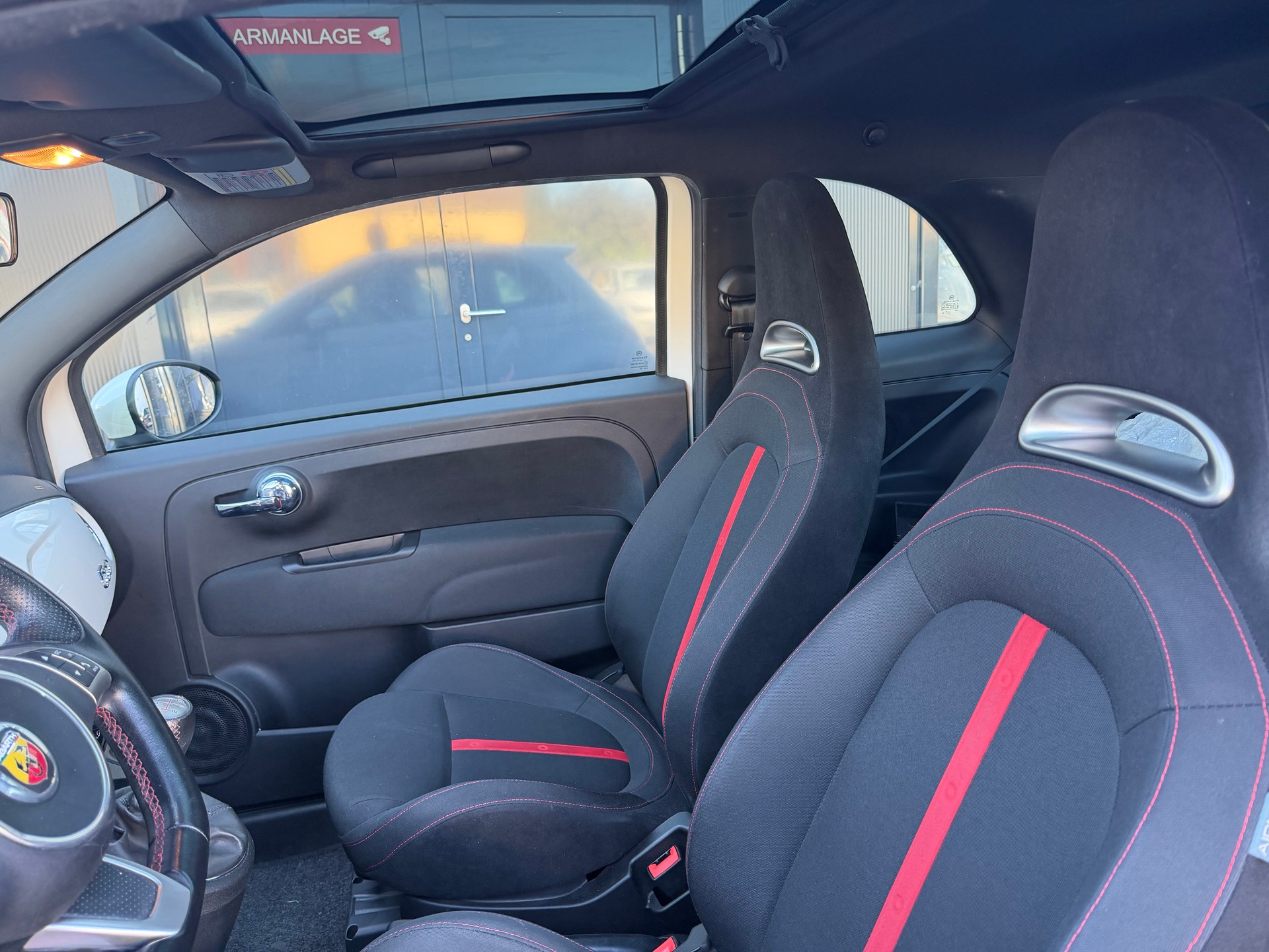 FIAT 500 1.4 16V Turbo Abarth SS-image-11