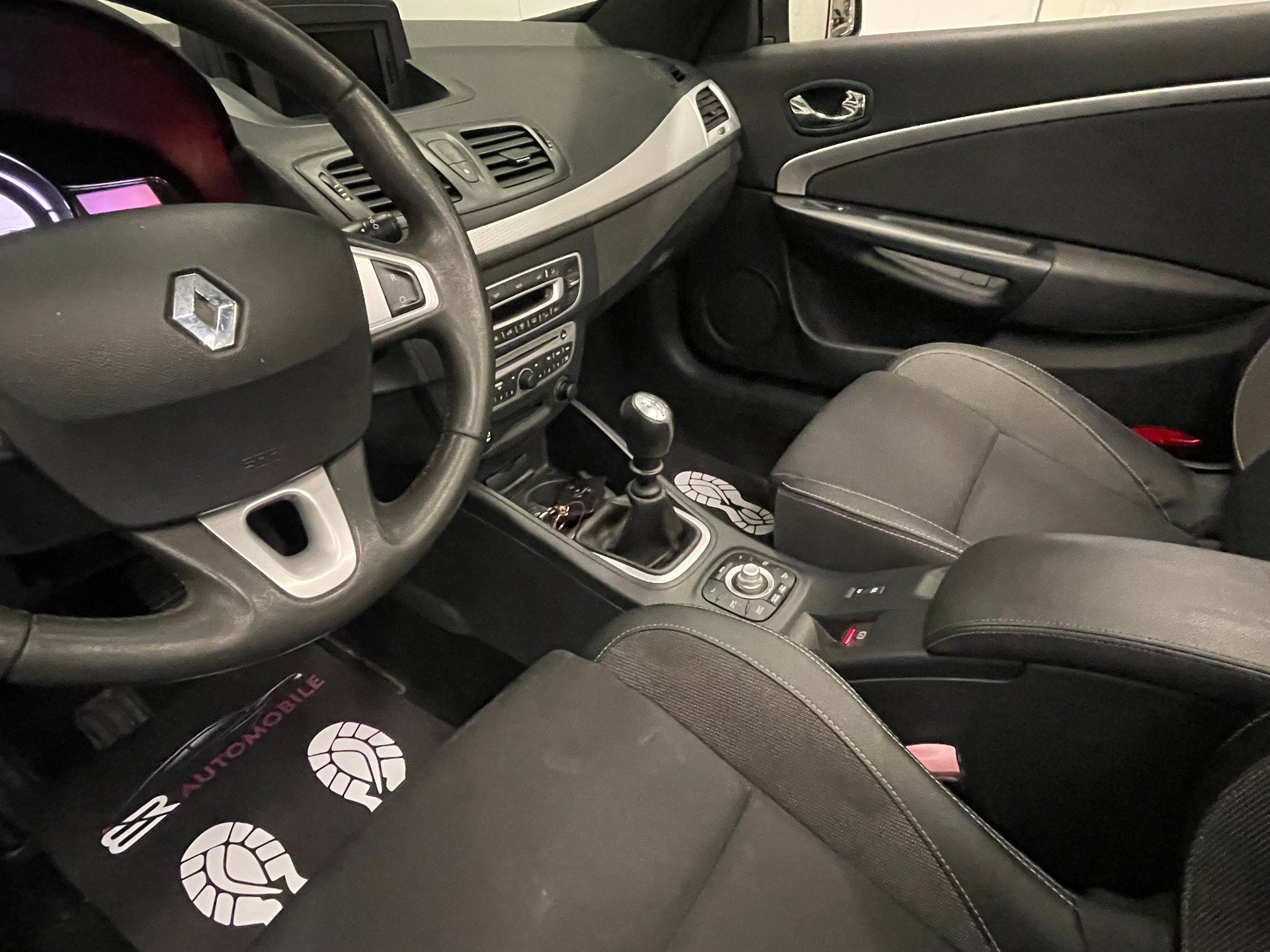 RENAULT Mégane CC 1.4 16V Turbo Dynamique-image-12